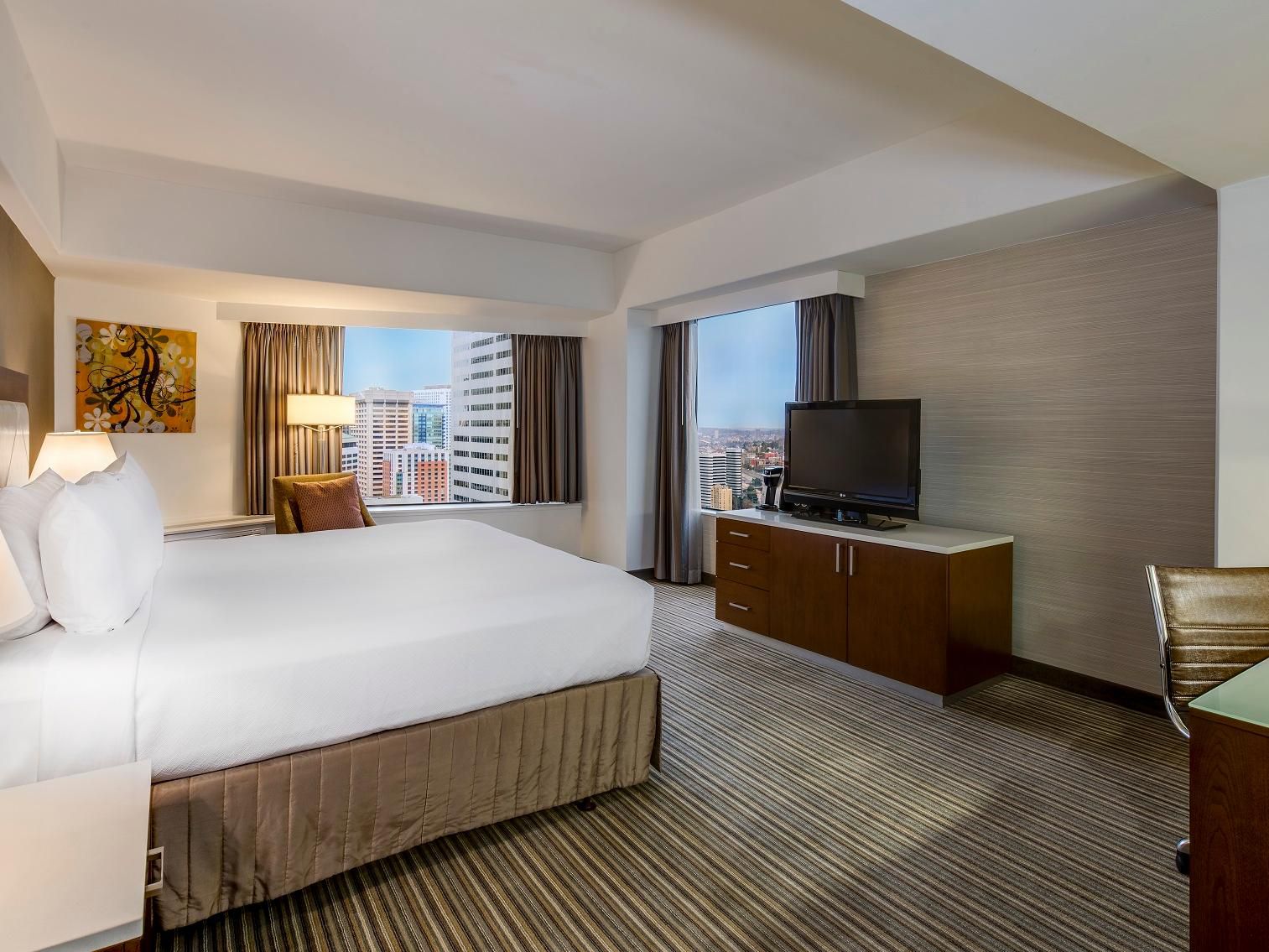 Hotels Near Lumen Field And Climate Pledge Arena Crowne Plaza Seattle   Crowne Plaza Seattle 5899464765 4x3