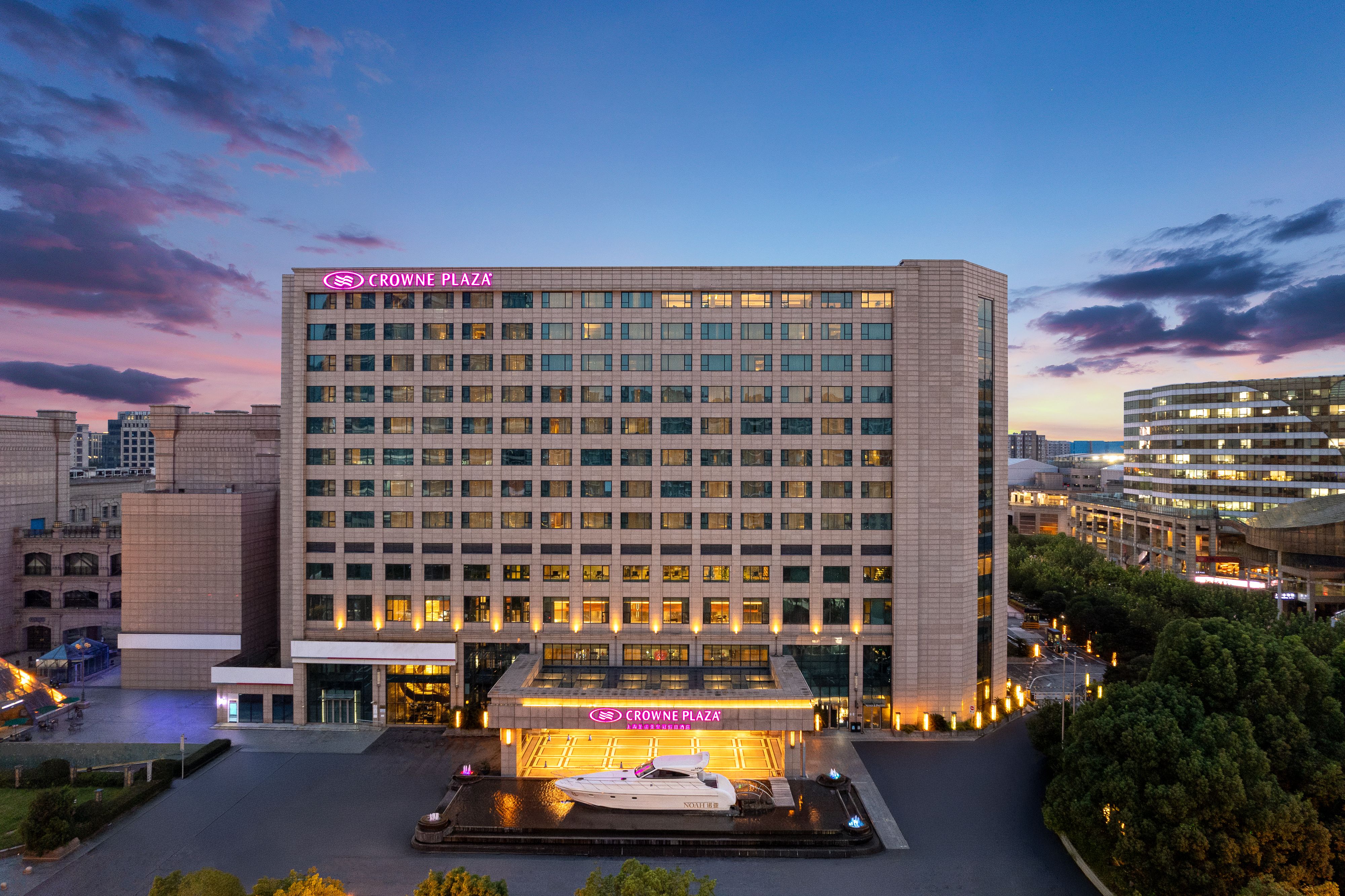 上海圣诺亚皇冠假日酒店