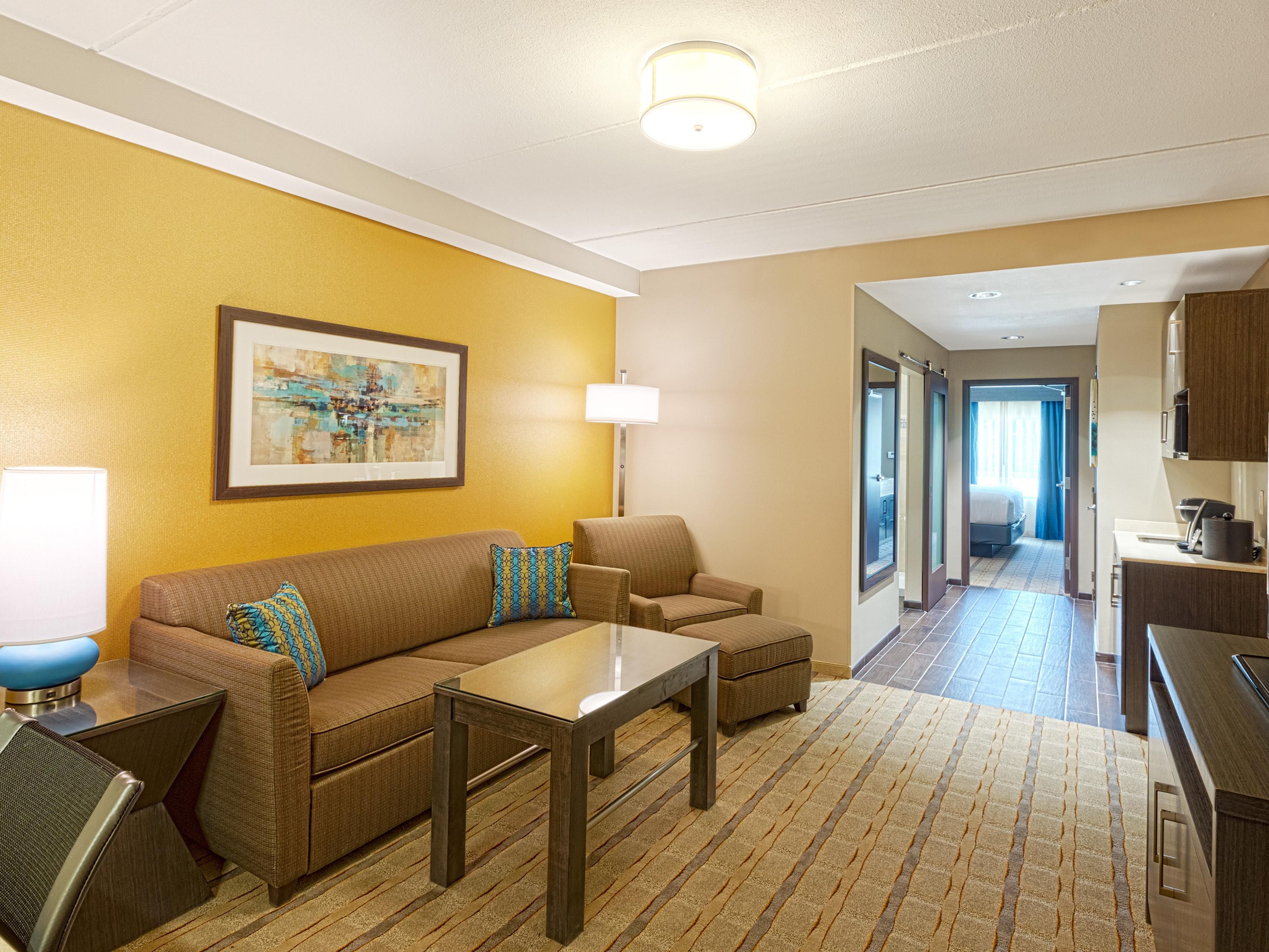 king suite living area