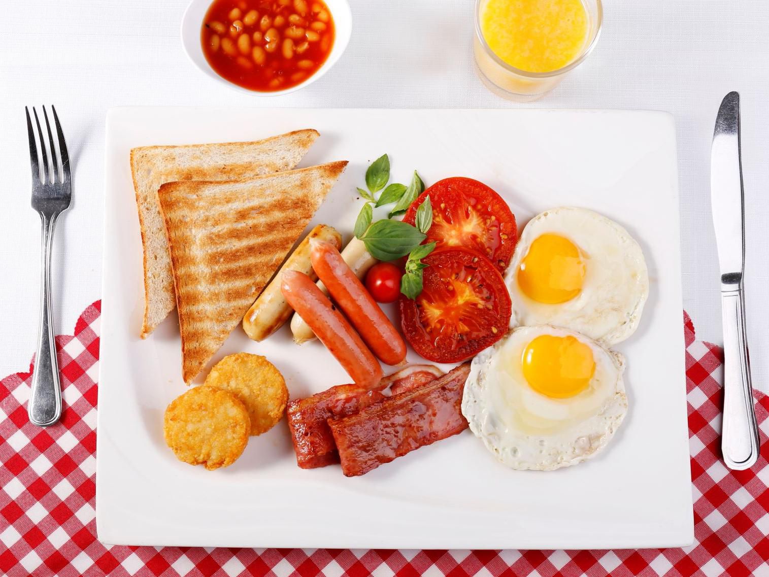 Enjoy your breakfast with RMB 1