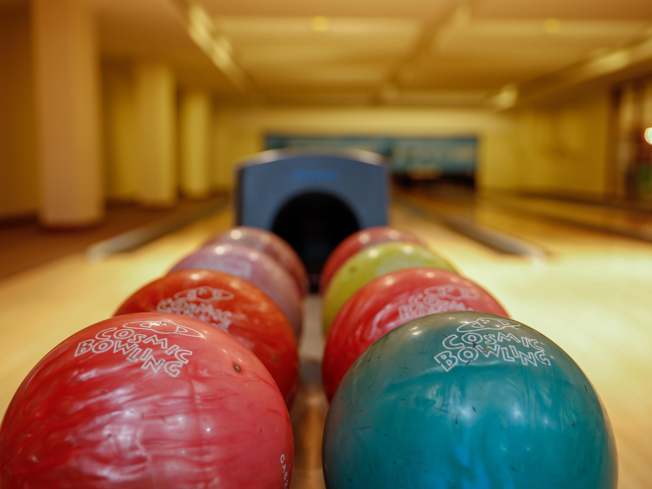 Bowling alley