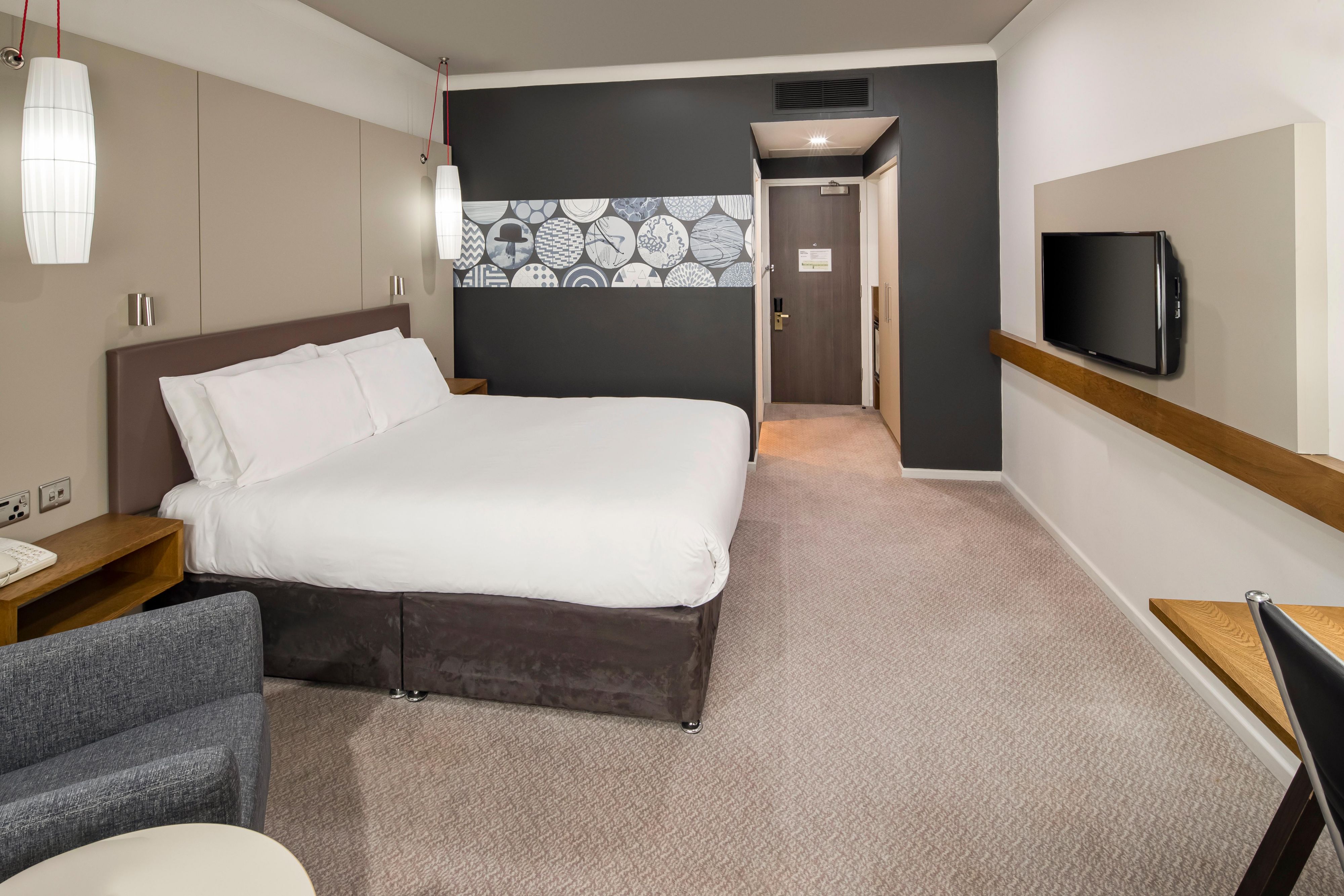 Enjoy your stay in our spacious and modern standard room.