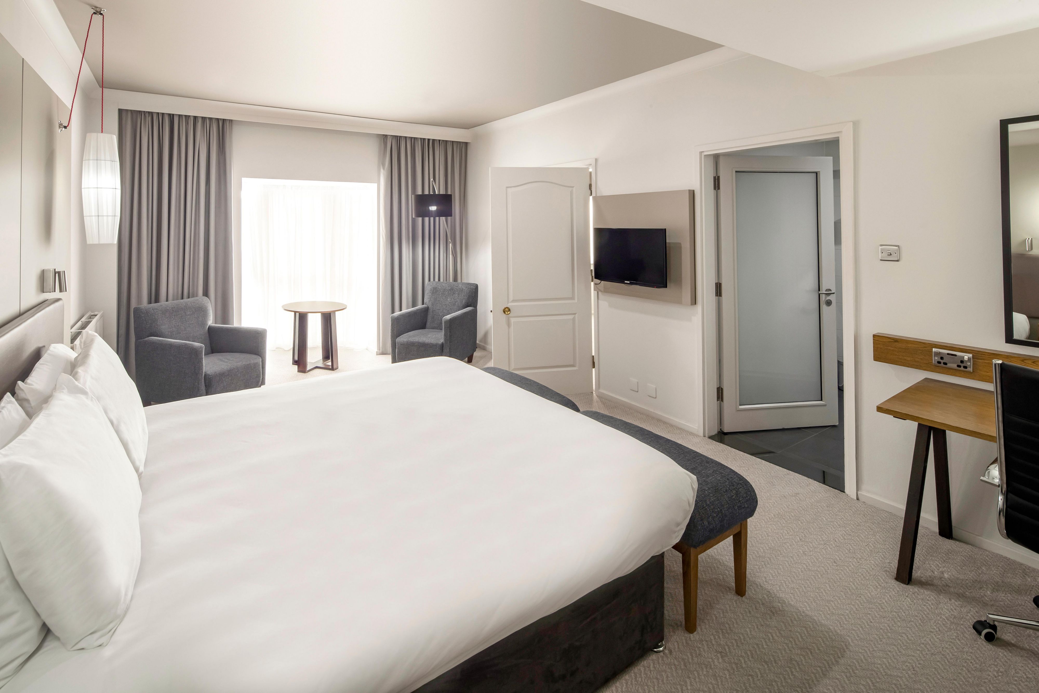 Enjoy your stay in our spacious King Executive suite.