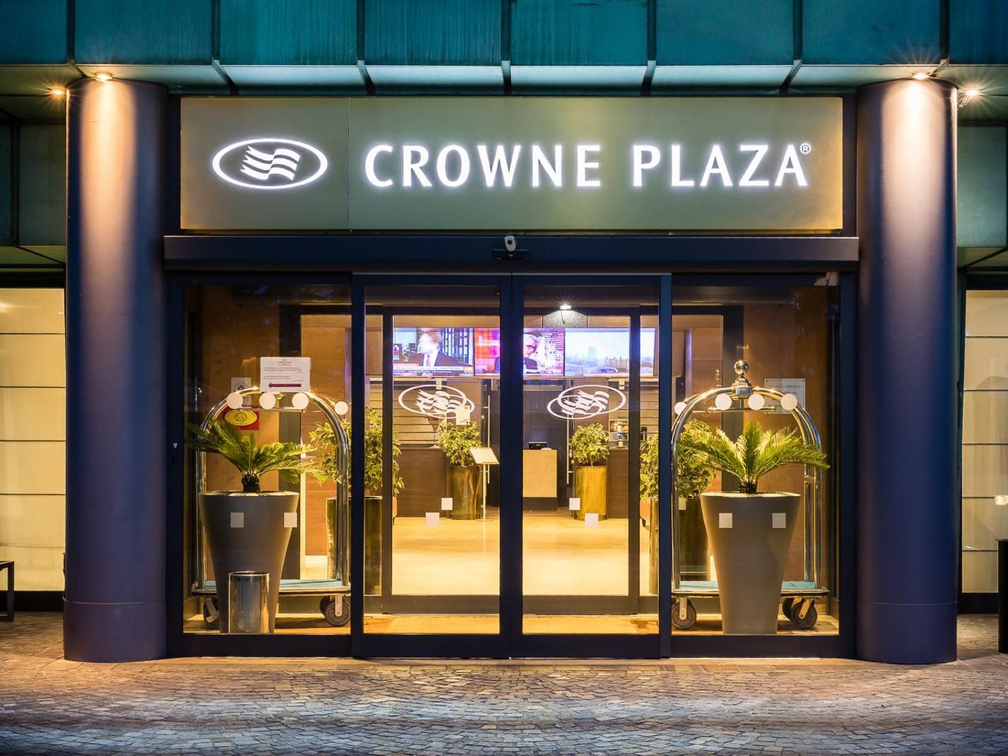 Crowne Plaza Milan - Malpensa Airport is proud to announce that we received the eco certification Green Key, standard of excellence of sustainability in hospitality.