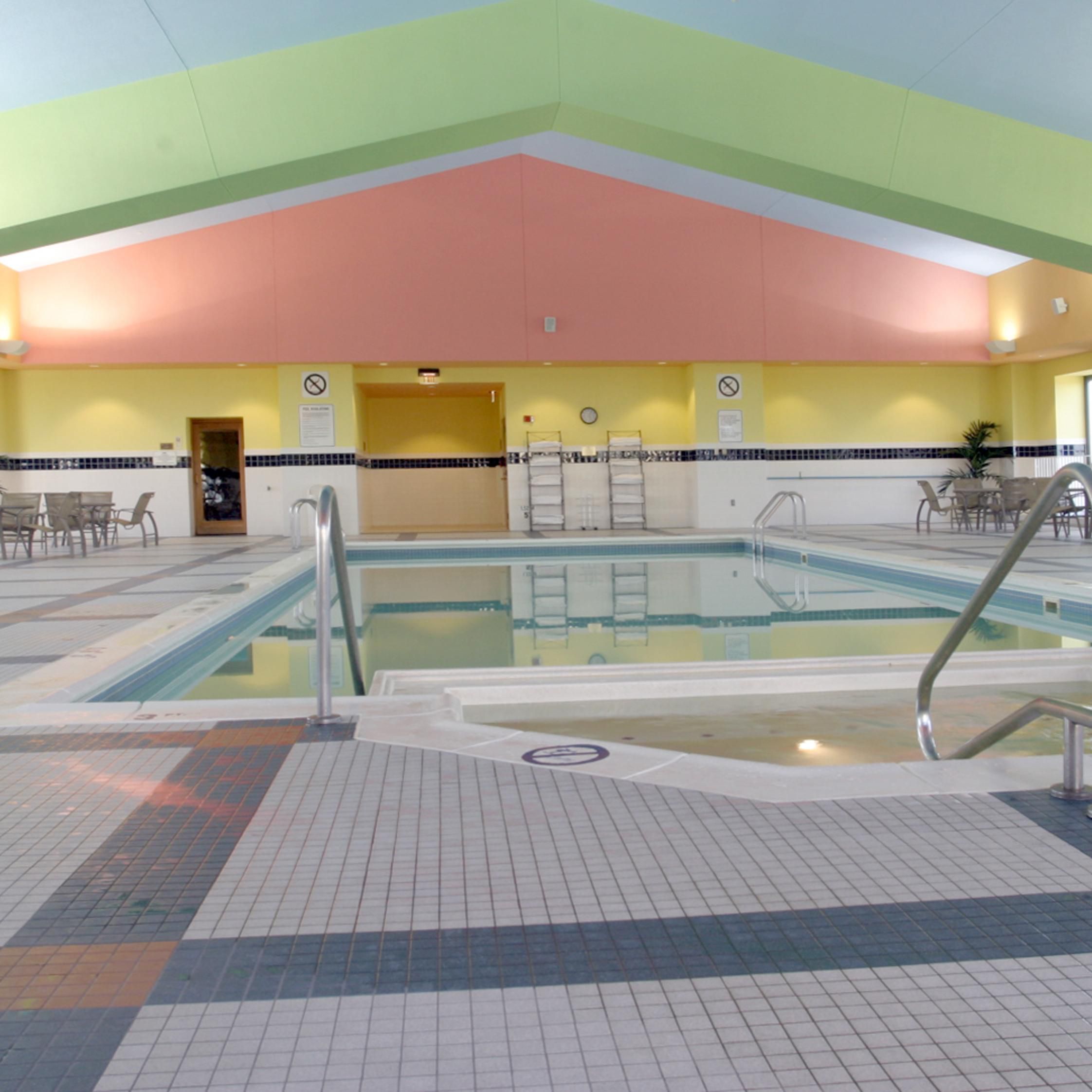 Have fun in the indoor swimming pool after visiting Lincoln Sites.