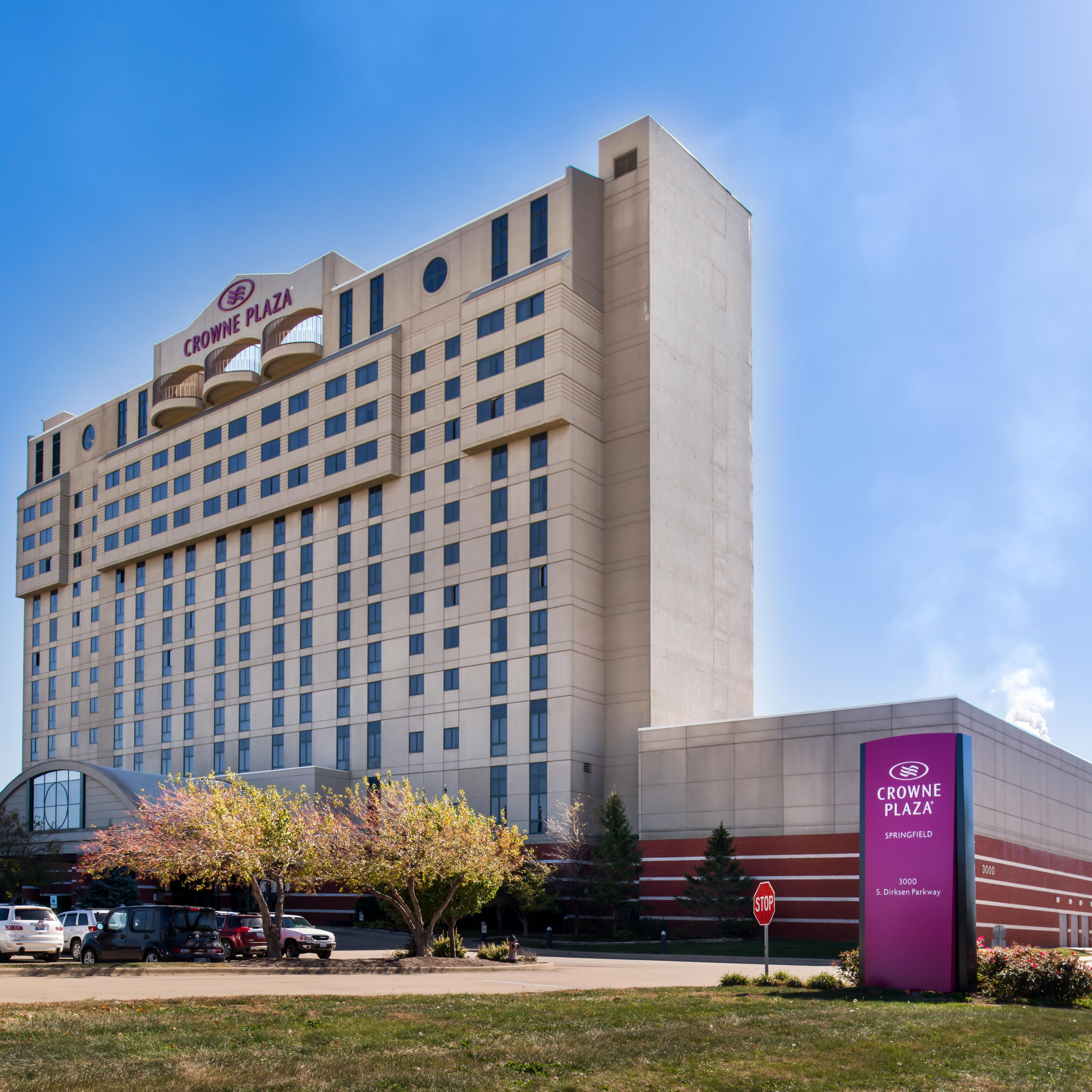 Crowne Plaza is conveniently located off Interstate 55 &amp; 72