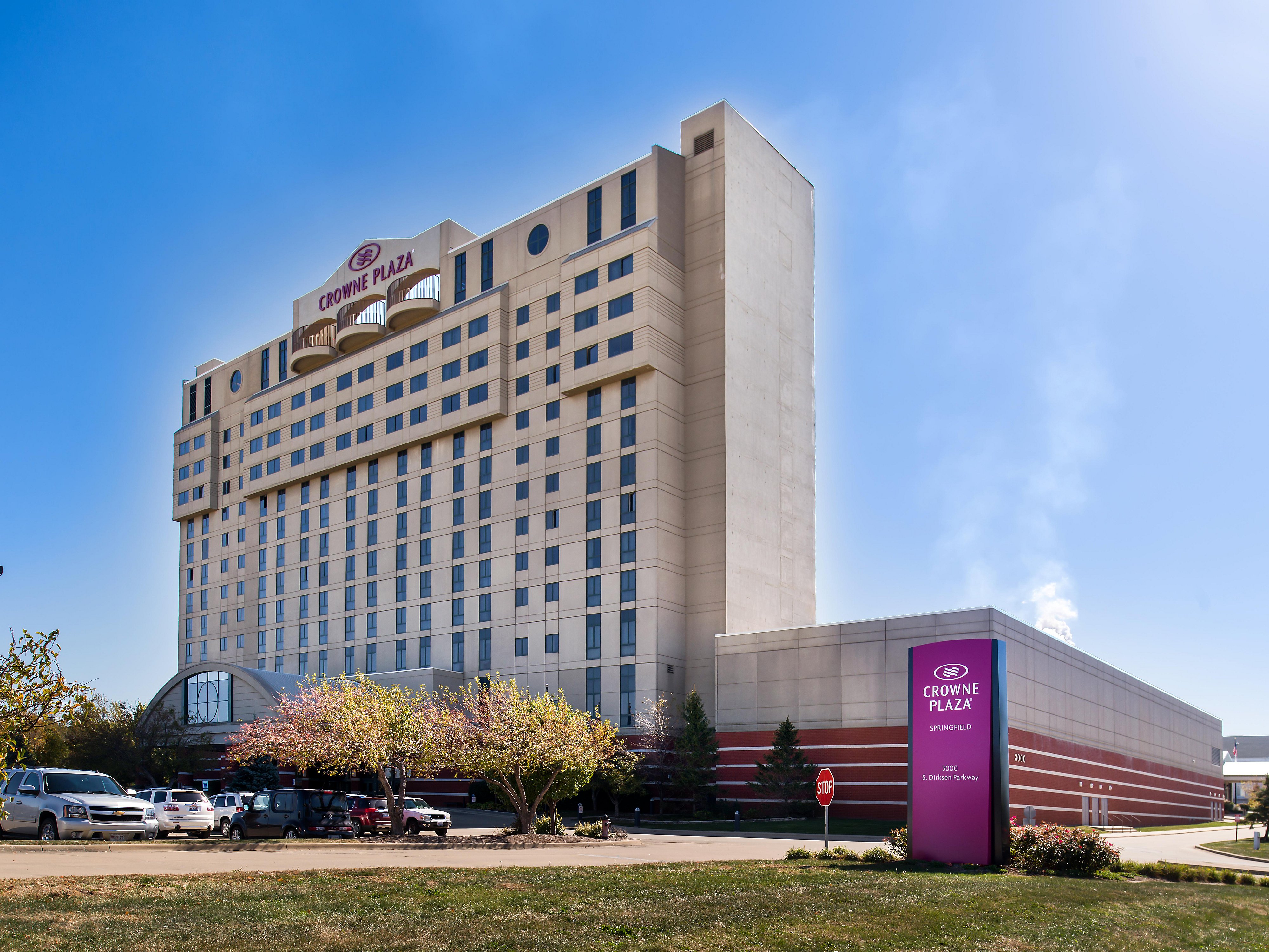 Hotels In Downtown Springfield Il Crowne Plaza Springfield Convention Ctr