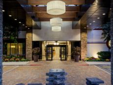 Crowne Plaza Suffern-Mahwah