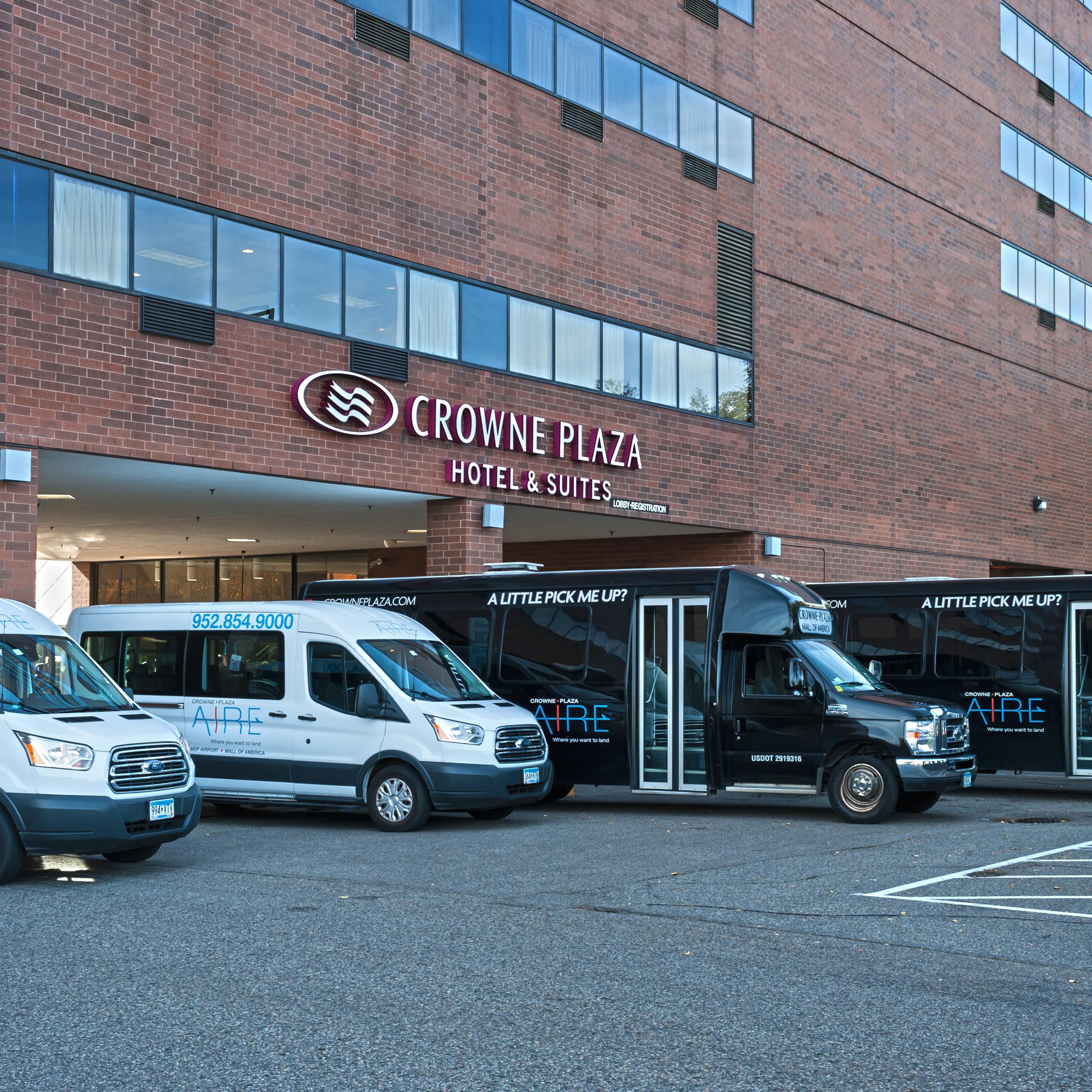 MSP Airport Shuttle Crowne Plaza Airport 