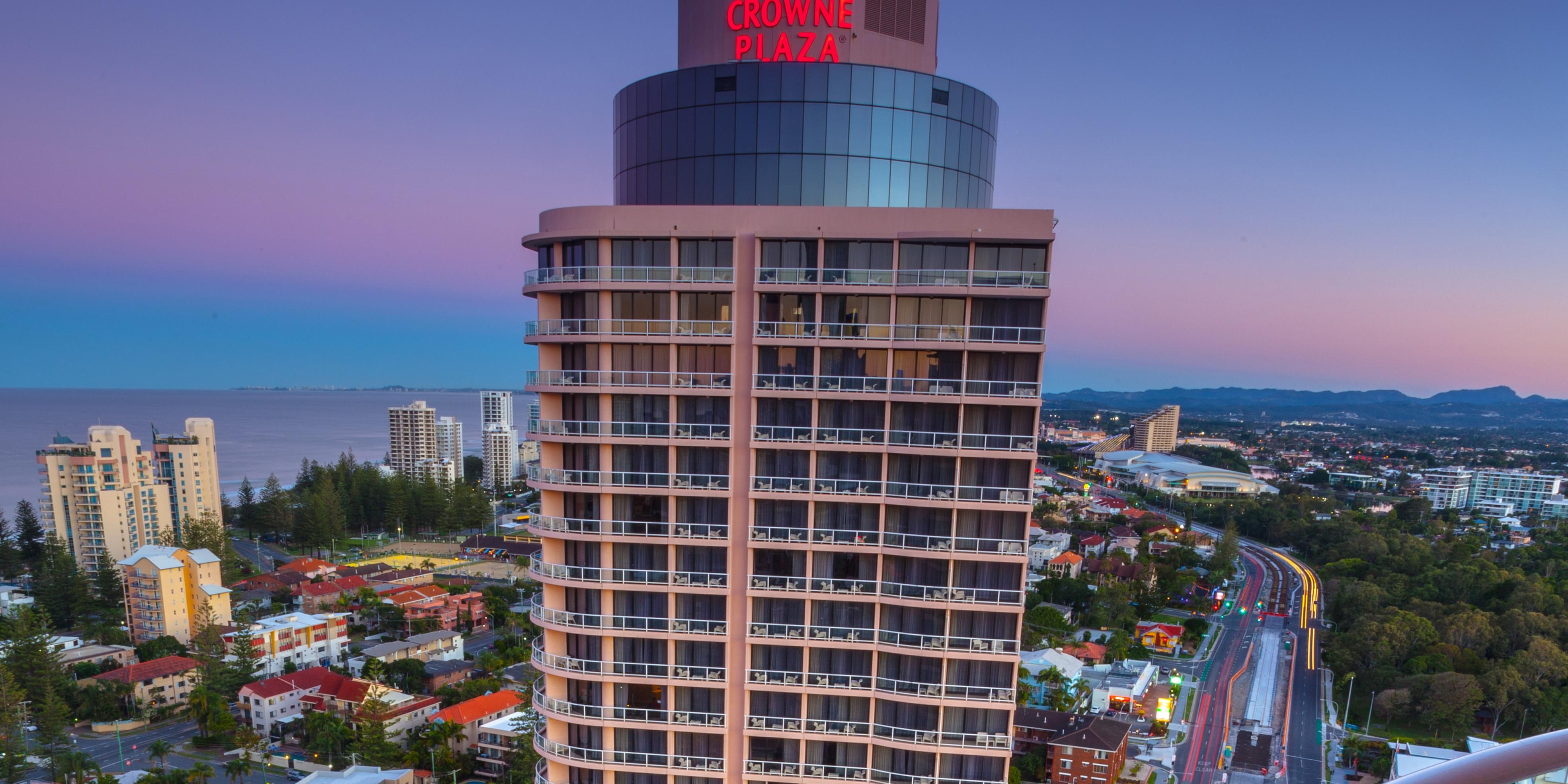 Crowne Plaza 서퍼스 파라다이스