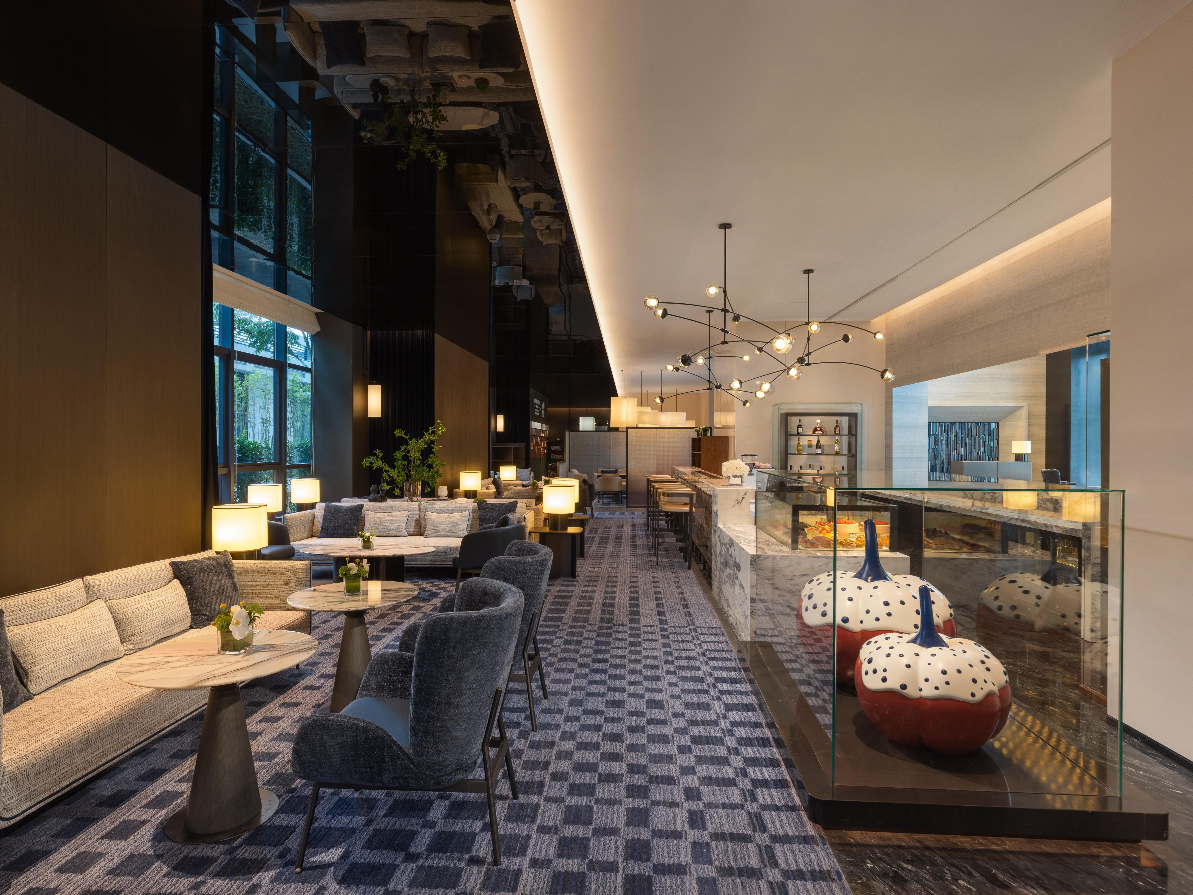 Fashion Lobby Bar