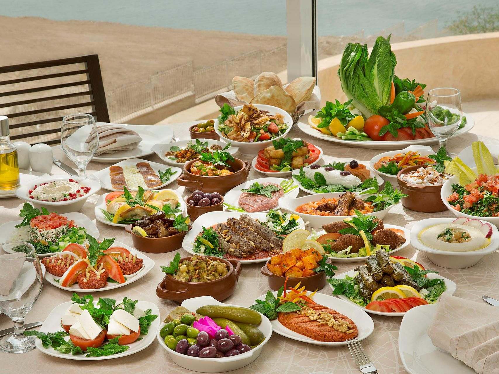Lofty Stay & Burj Al Hammam Dinner