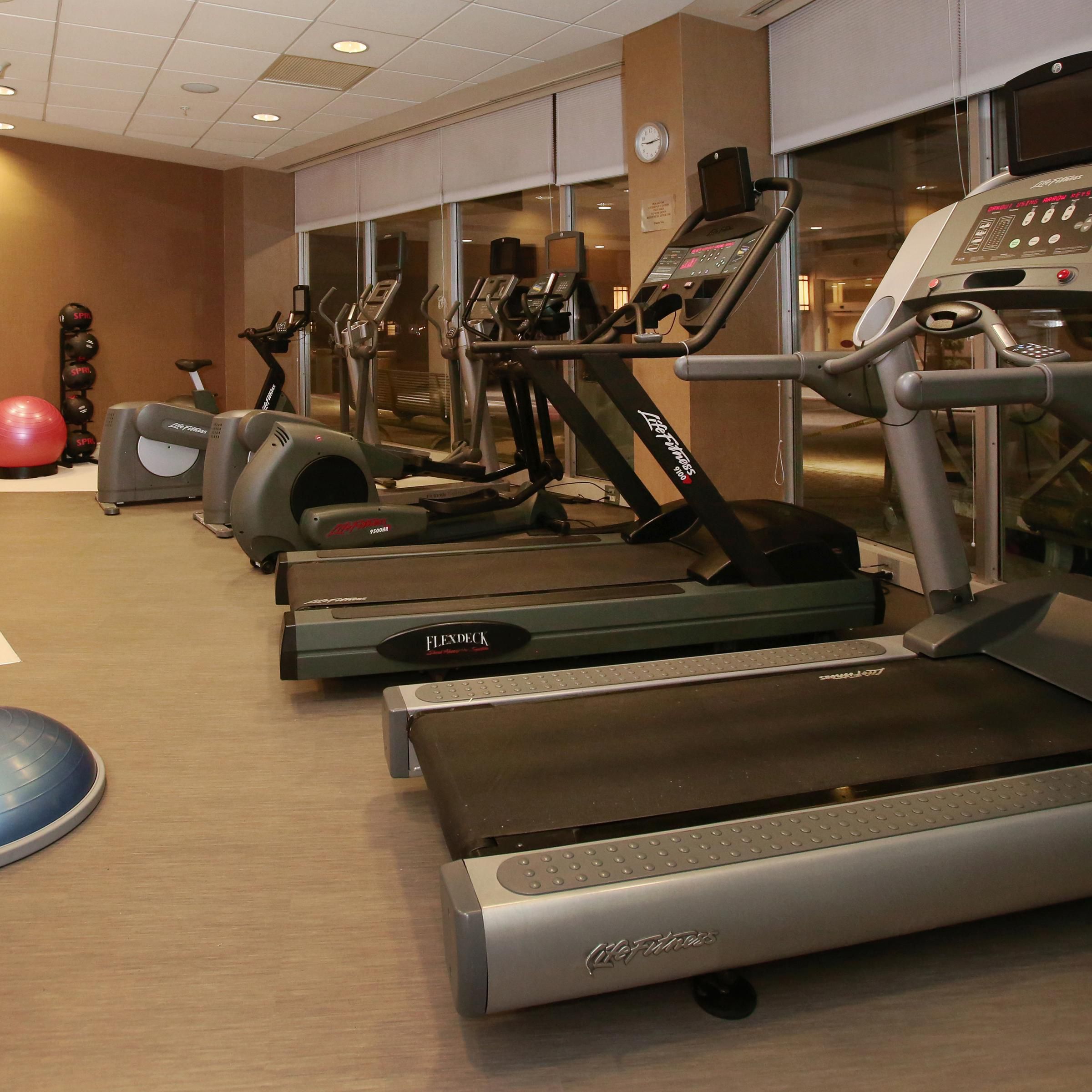 PetFriendly Hotels in New York near Syracuse Airport Crowne Plaza