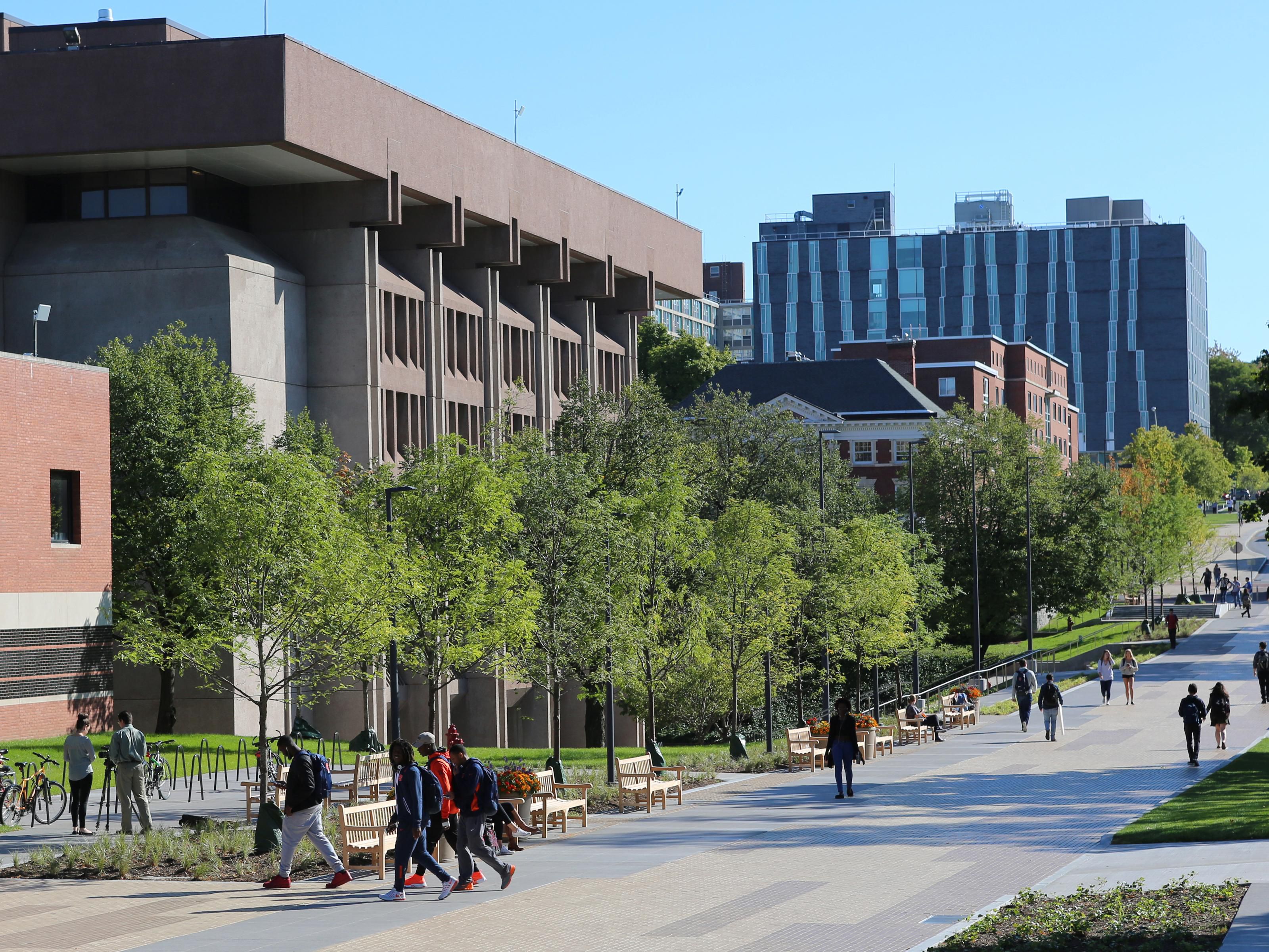 PetFriendly Hotels in New York near Syracuse Airport Crowne Plaza