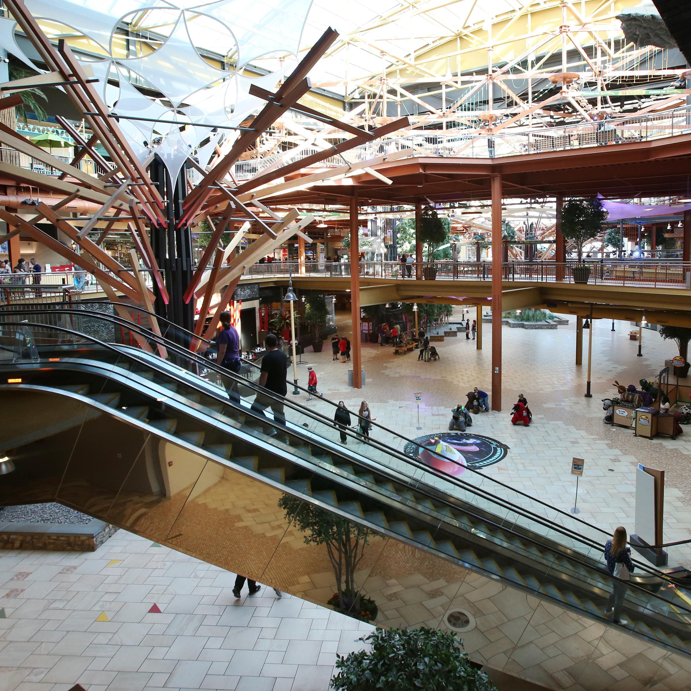 Destiny USA 7th largest mall in America.