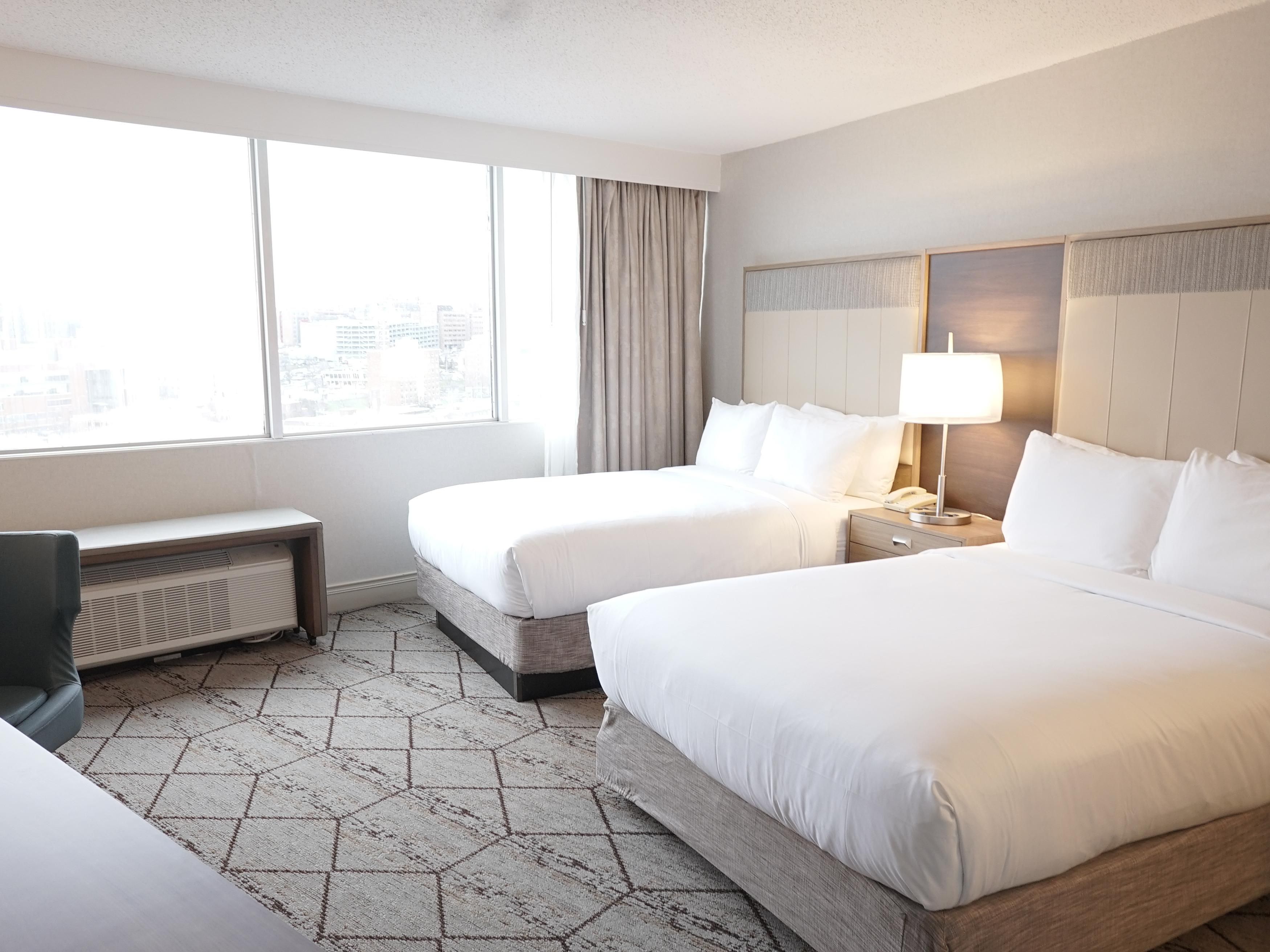 PetFriendly Hotel in New York near Syracuse Airport Crowne Plaza