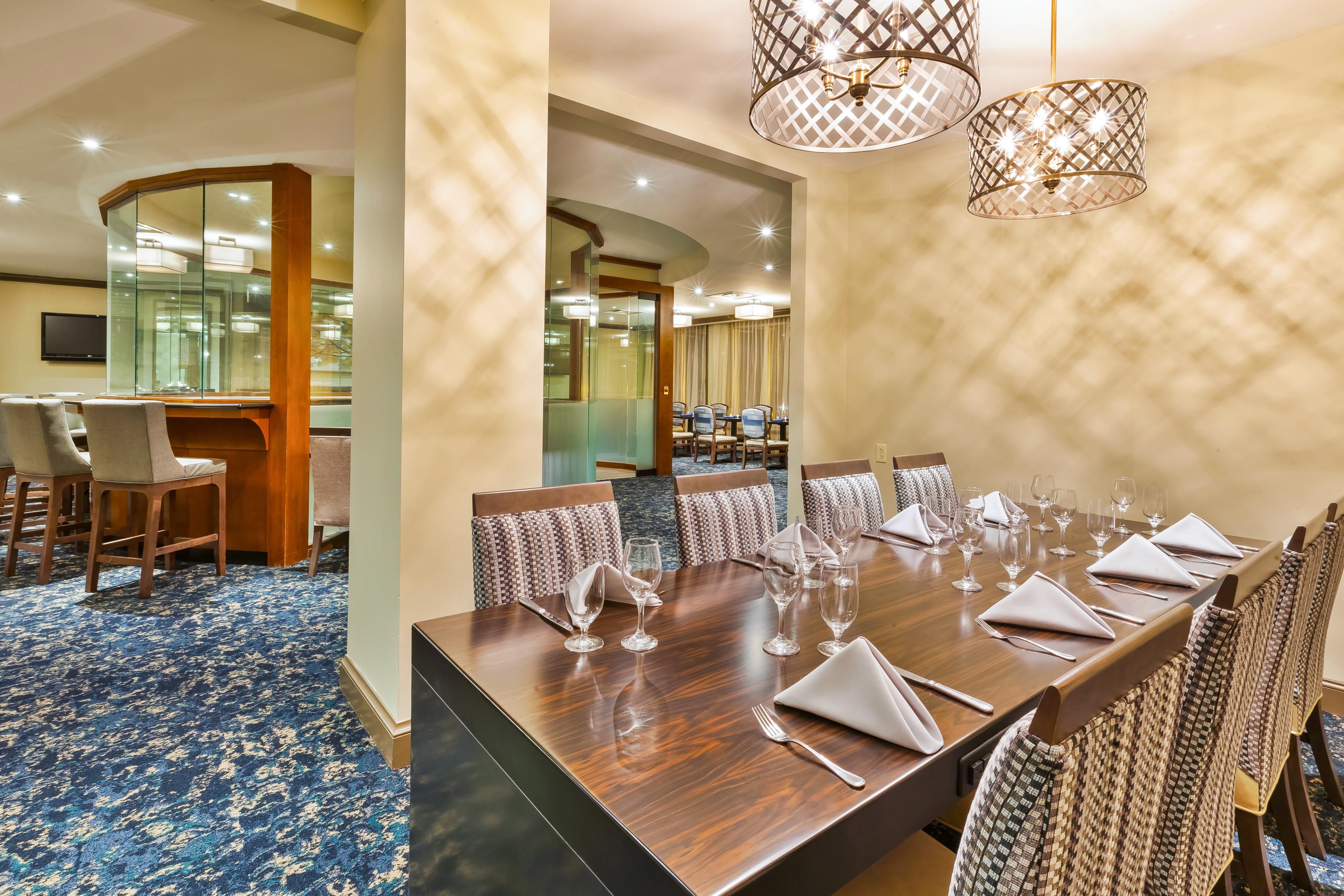 PetFriendly Hotels in New York near Syracuse Airport Crowne Plaza