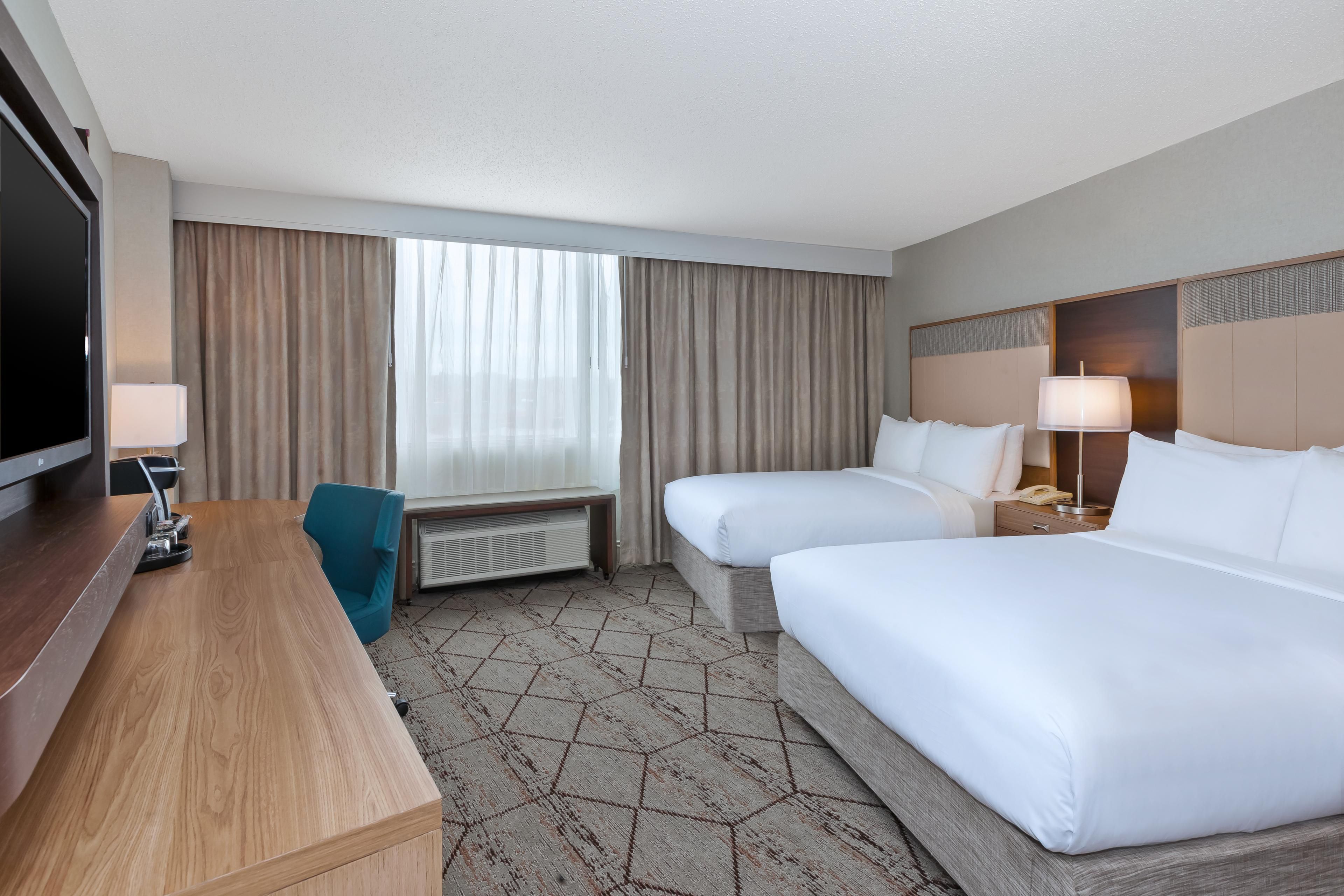 PetFriendly Hotels in New York near Syracuse Airport Crowne Plaza
