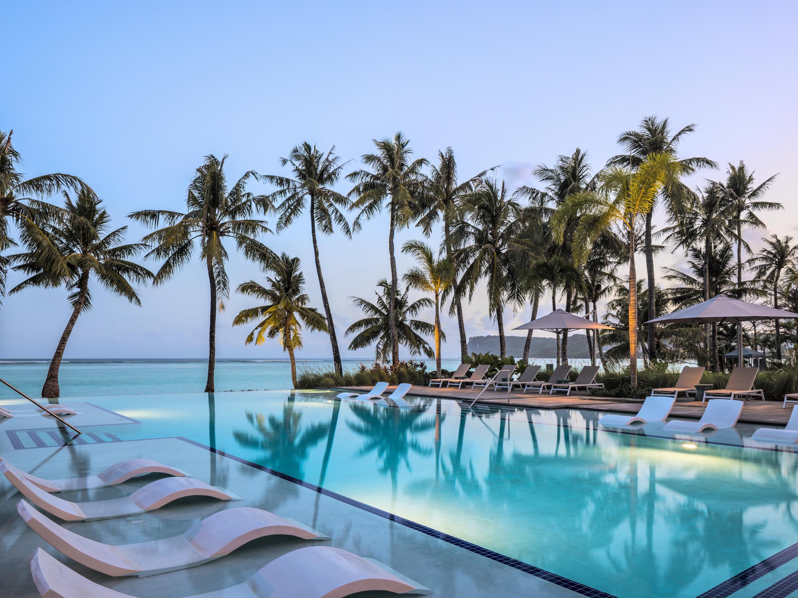 Take a swim to the edge of our infinity pool and watch the sunset, play in the daily pool volleyball match, or relax on one of the surrounding deck chairs with your favourite cocktail. Choose between the infinity pool or kids pool, where families can enjoy shallow pool waters.