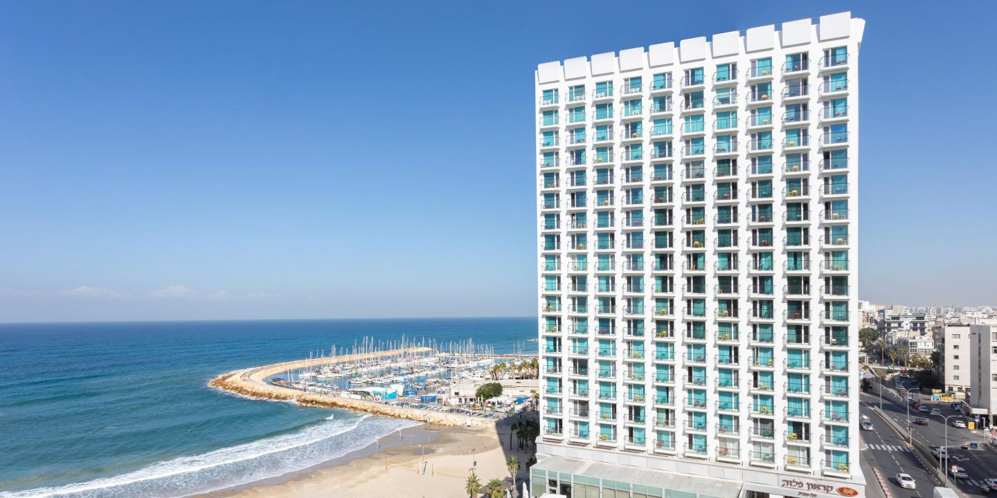Luxury Beachfront Hotel Crowne Plaza Tel Aviv Beach