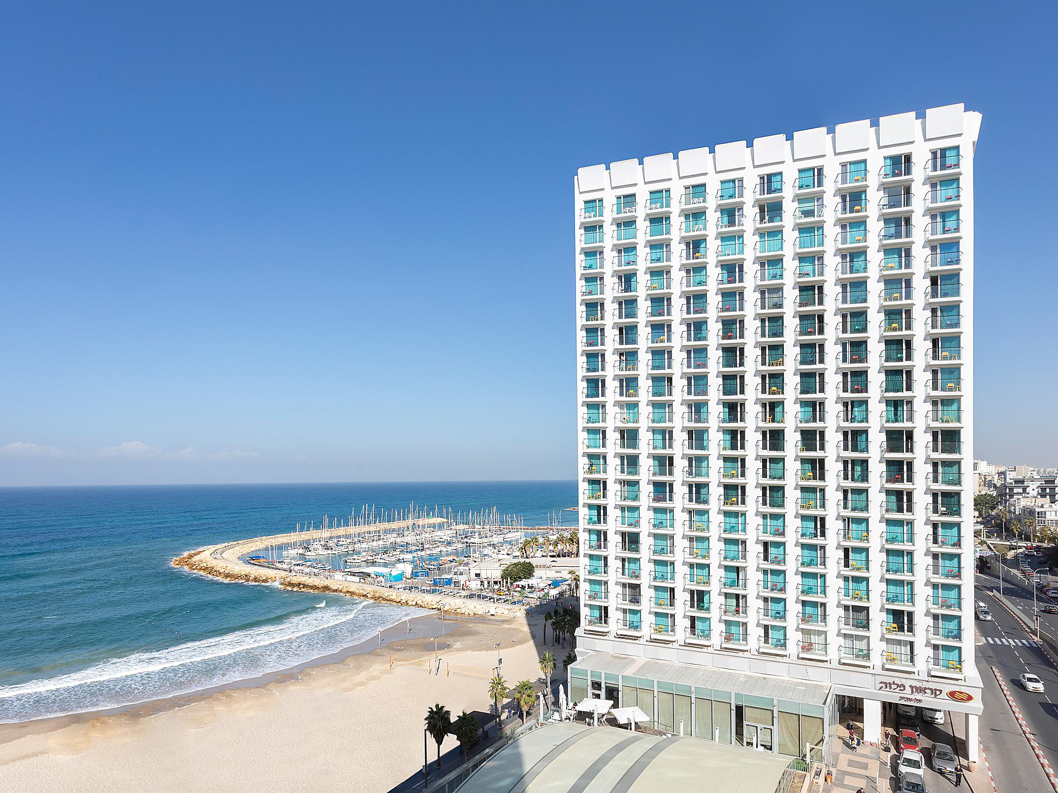 Luxurioses Strandhotel Crowne Plaza Tel Aviv Beach