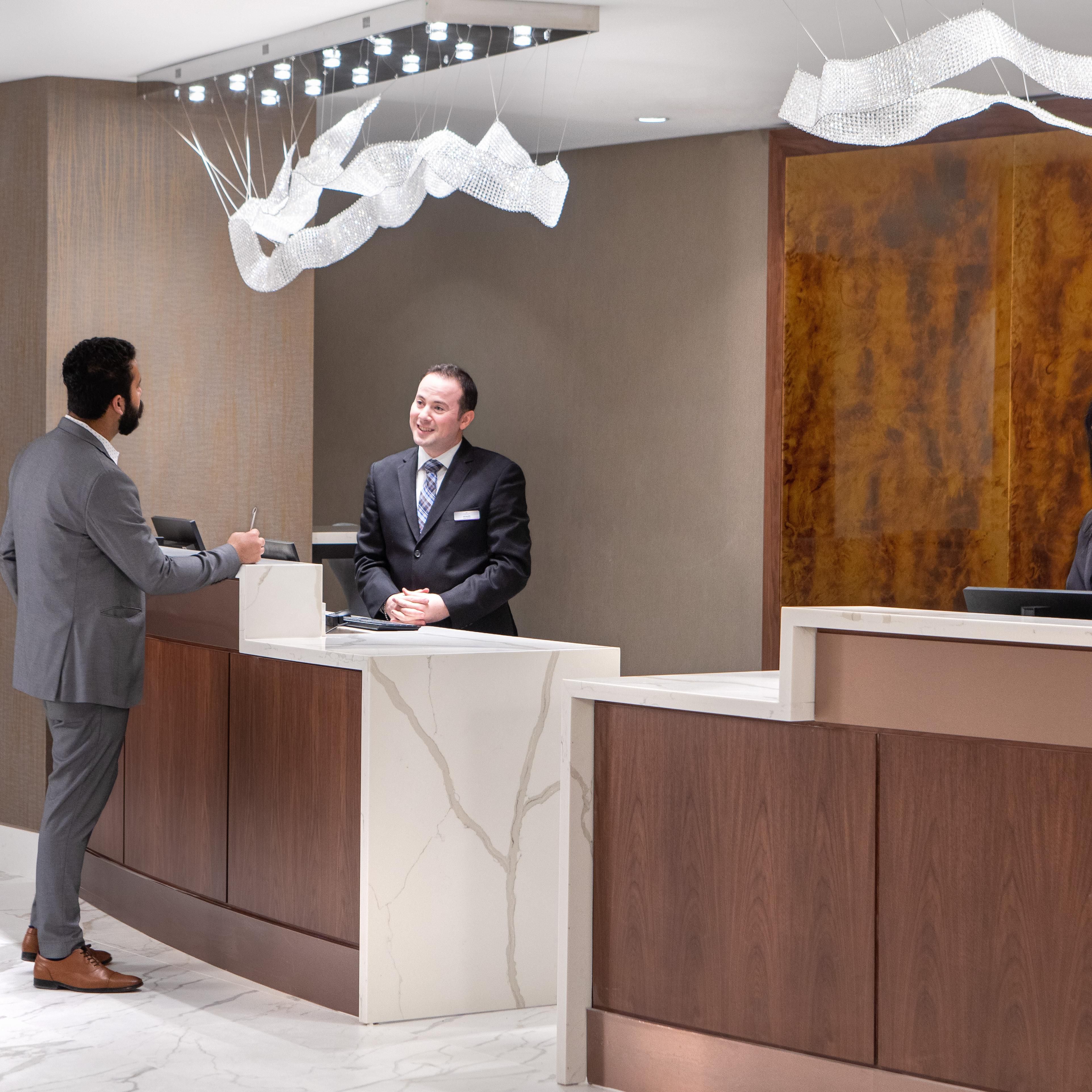 A premium, upscale Toronto Airport hotel experience awaits you 