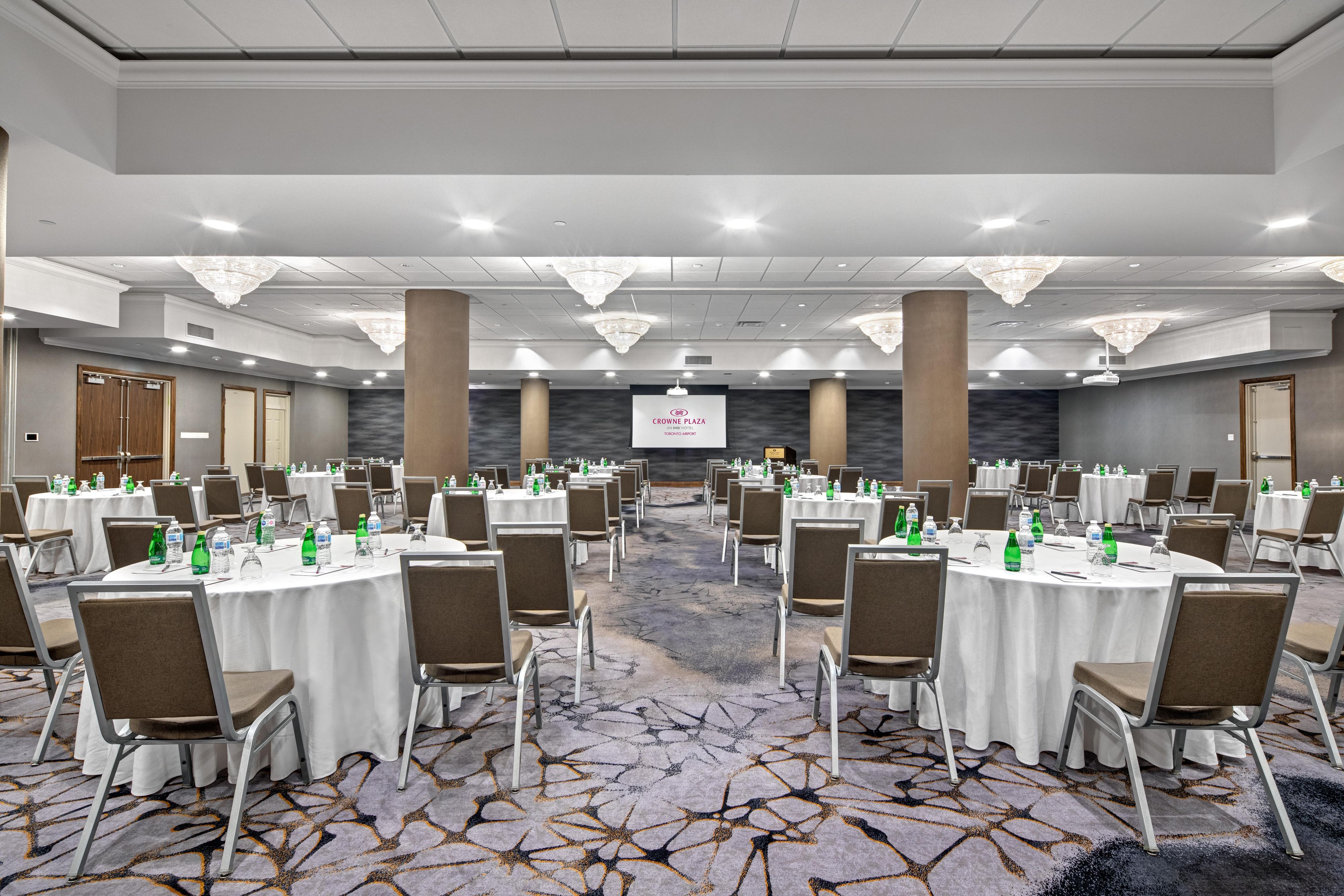 Algonquin Ballroom 