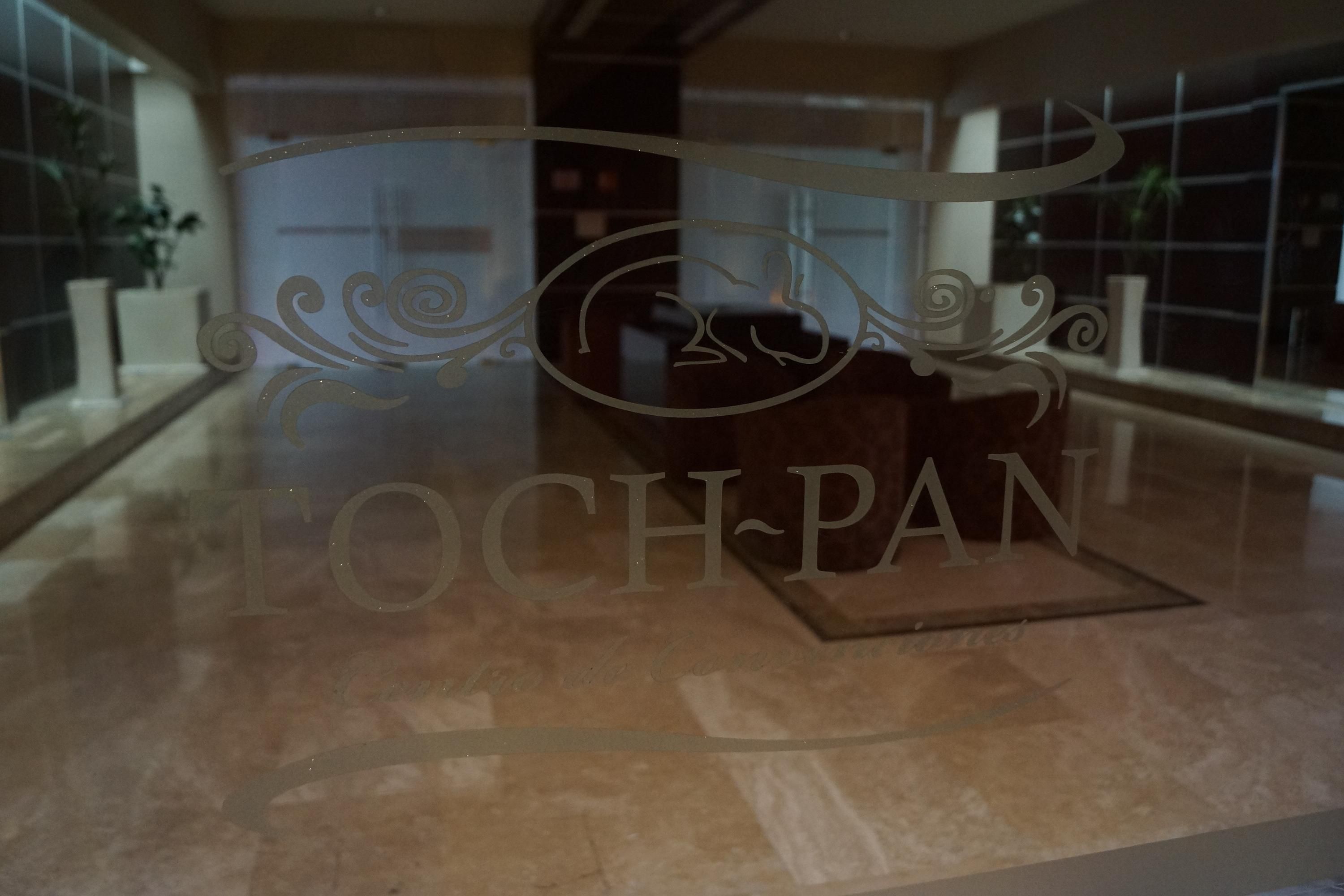 Tochpan convention center entrance