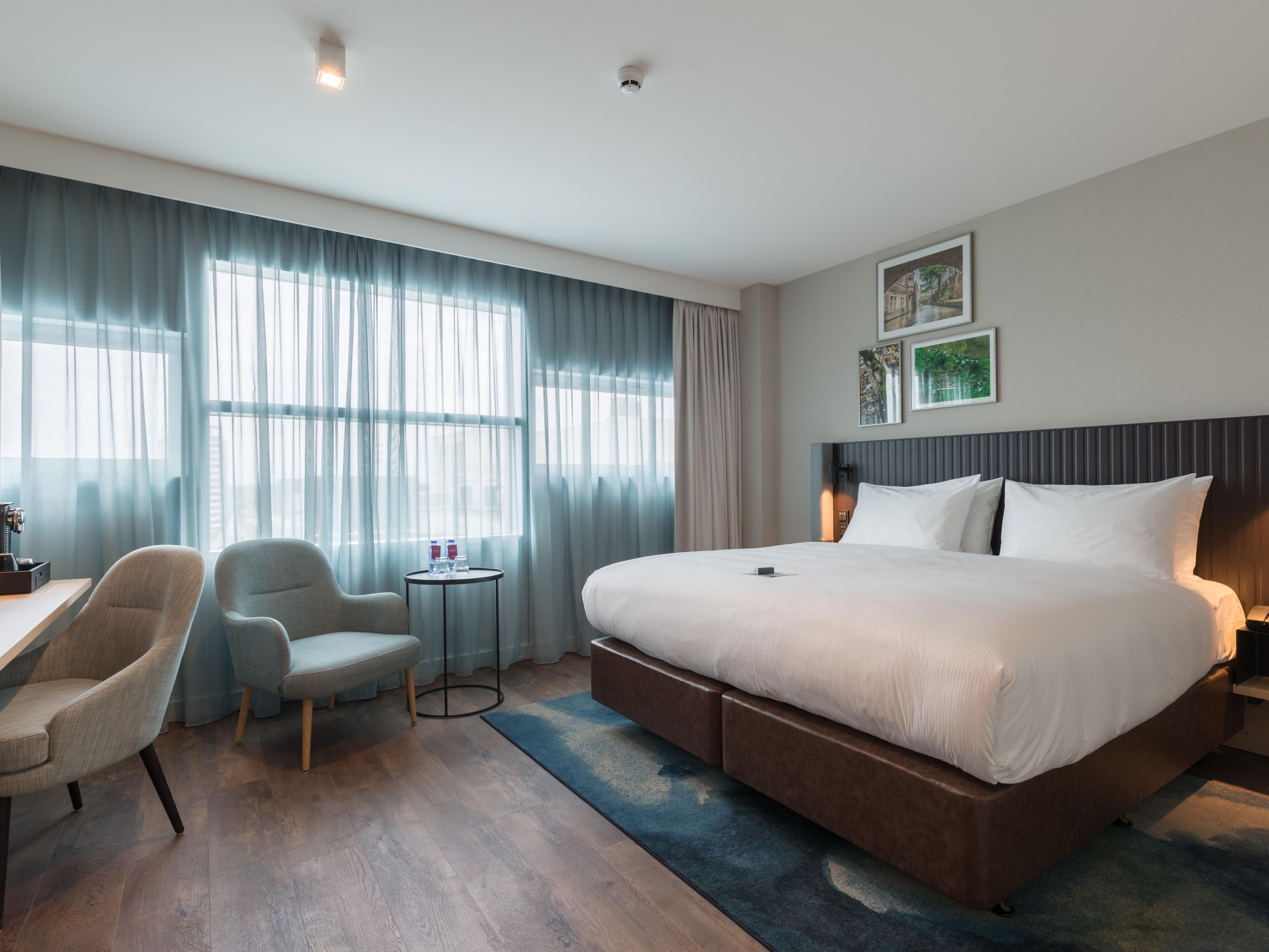 Enjoy our Sleep Advantage Program for a better night's sleep.