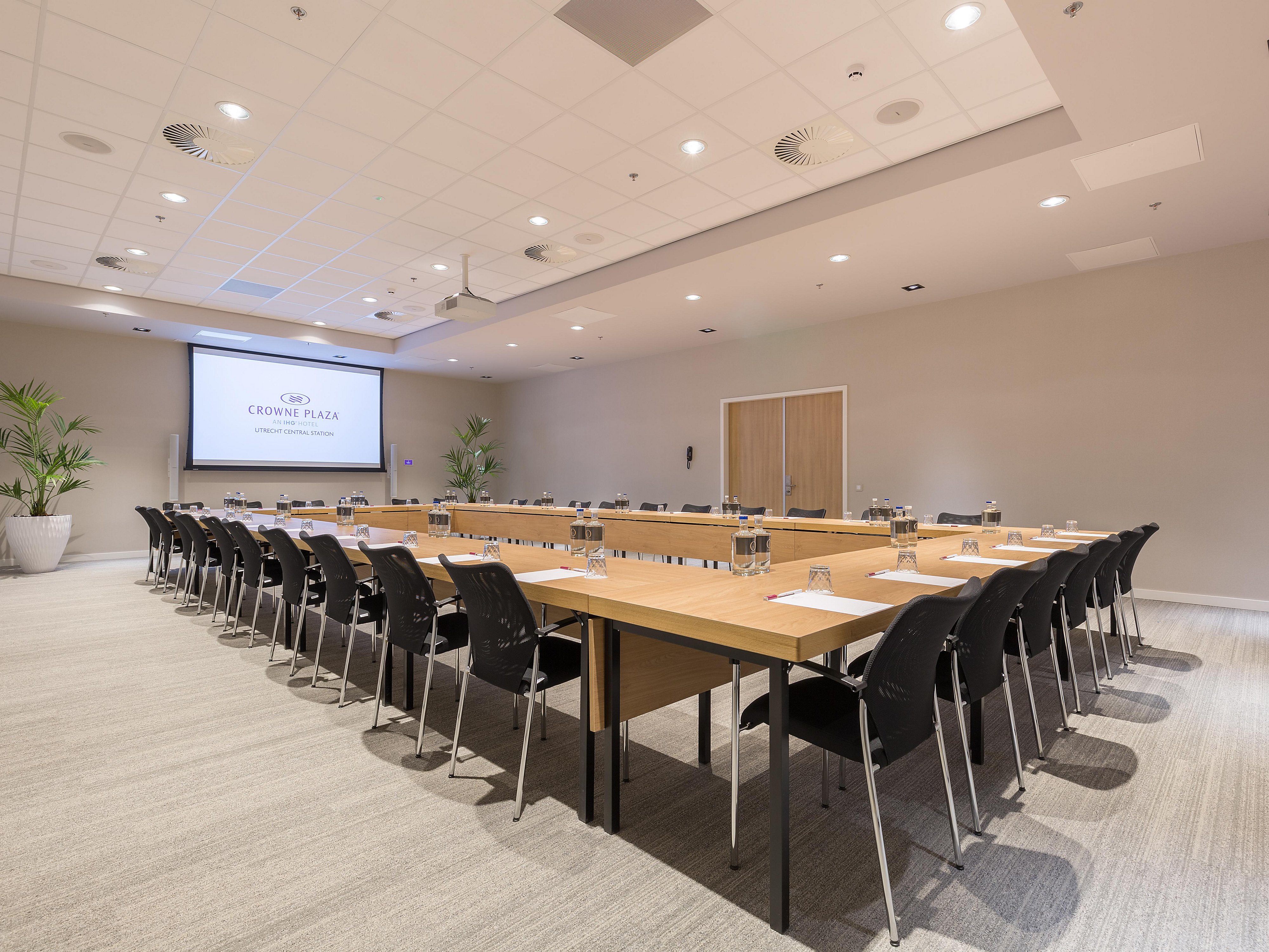 Crowne Plaza Utrecht Central Station Hotel Meeting Rooms For Rent In Utrecht Ihg