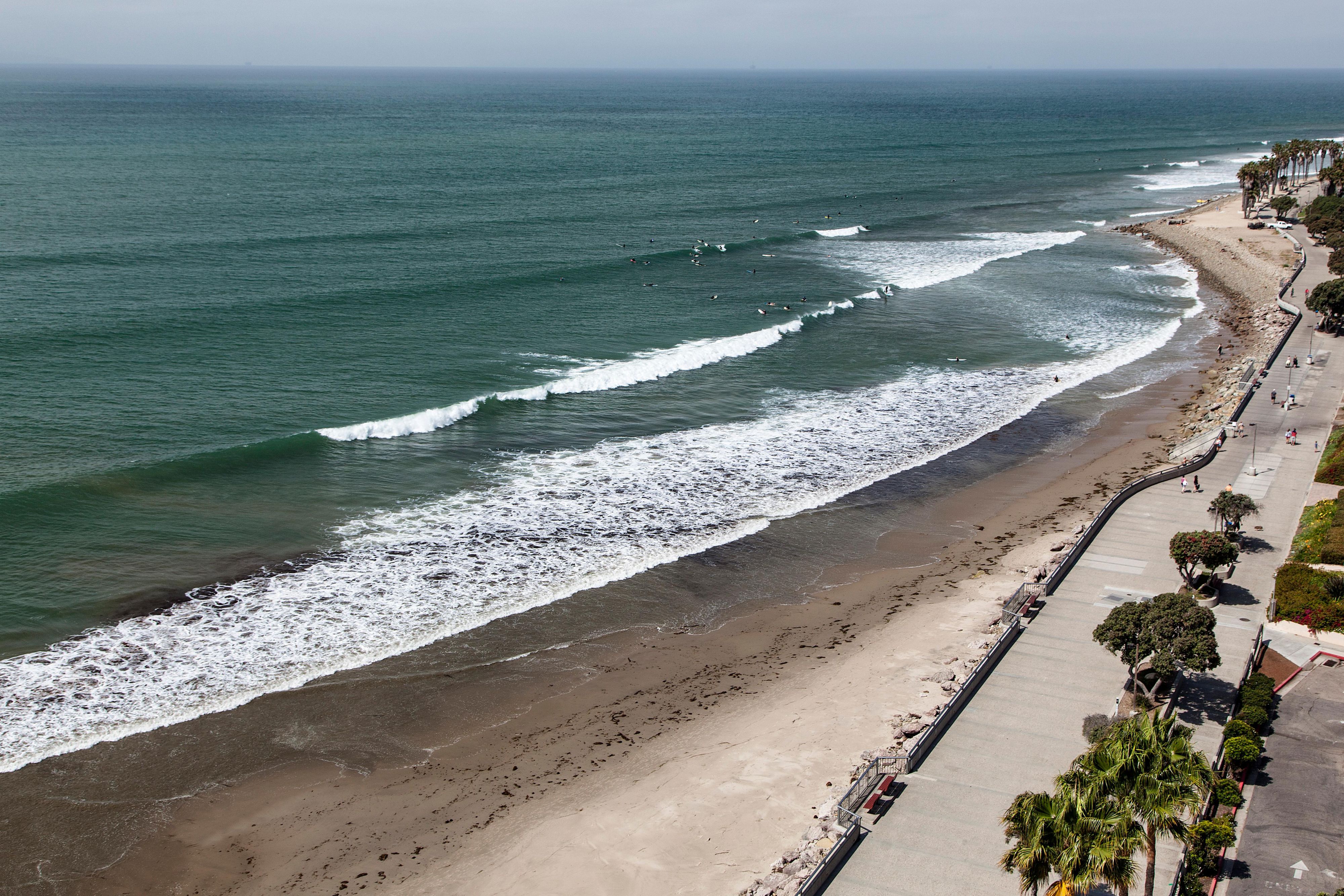 Crowne Plaza Ventura Beach Hotels in Ventura Beach, CA