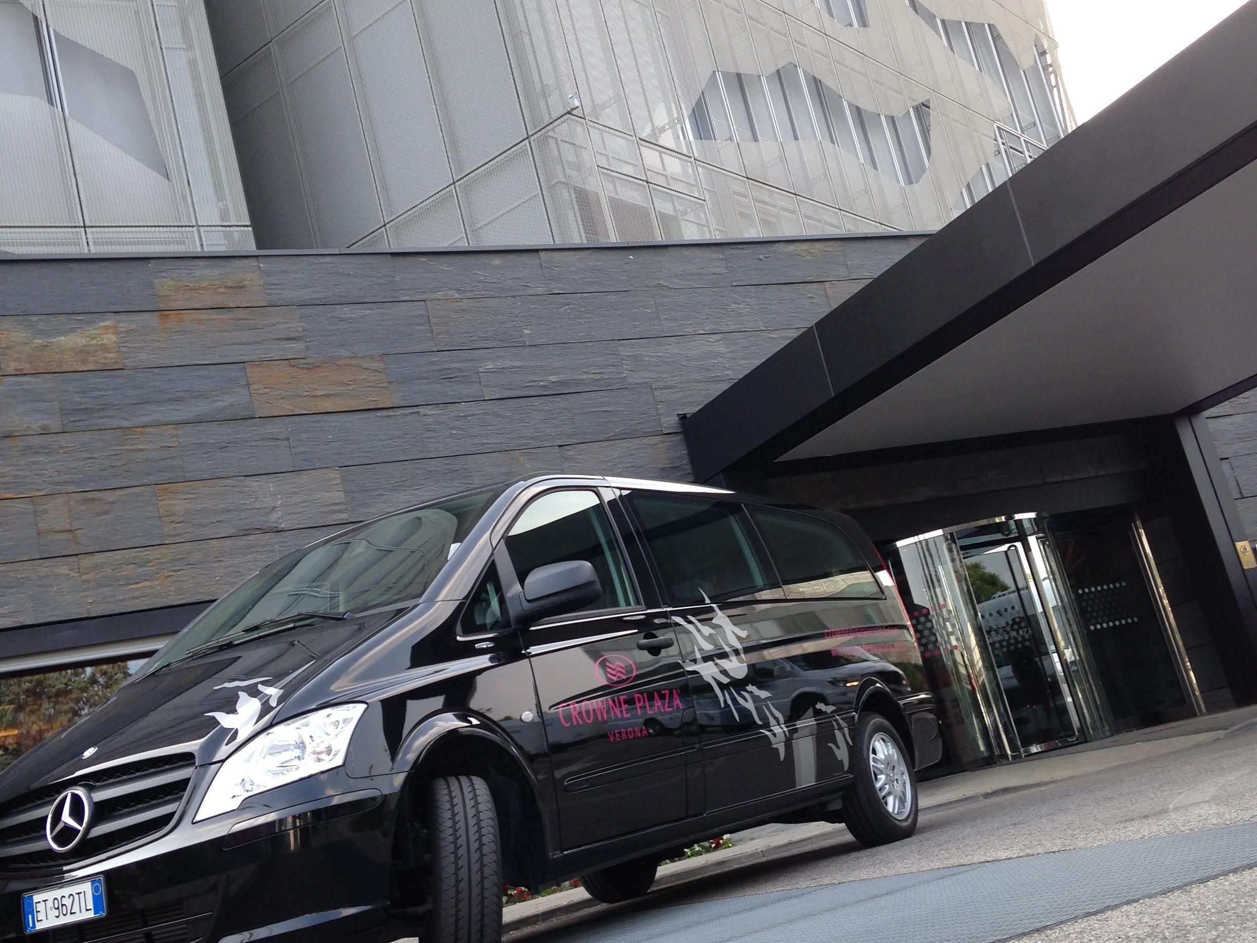 The hotel offers to its guests a Shuttle Service (max 7 people) upon availability at check in,  to/from the City Centre at scheduled times
MORNING   &   AFTERNOON 

To come back we offer the same service at 15 minutes past each of time scheduled.

*Time can change during the season 
** The service can not be book before check in 