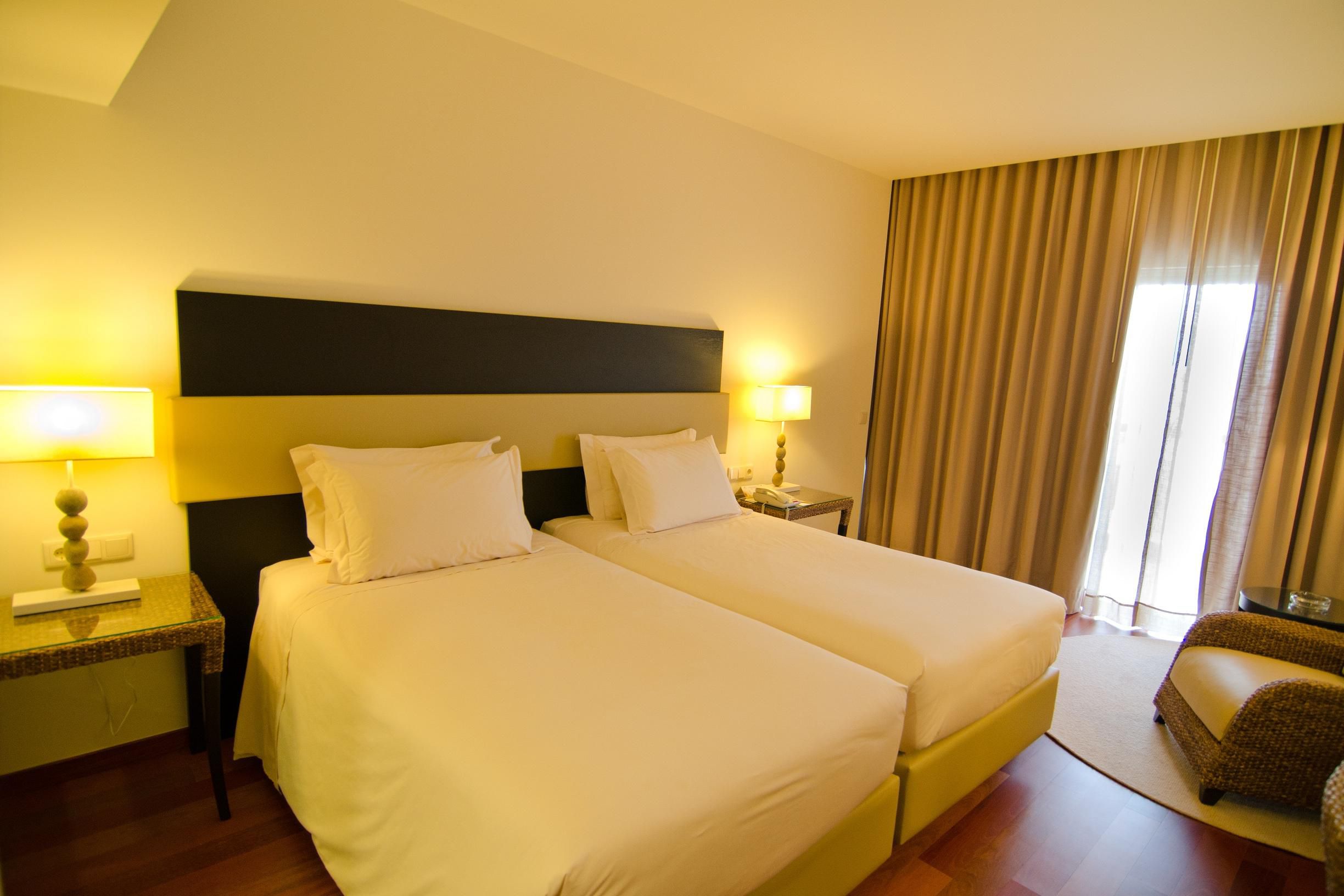 Beach Hotels Crowne Plaza Hotel Vilamoura Algarve