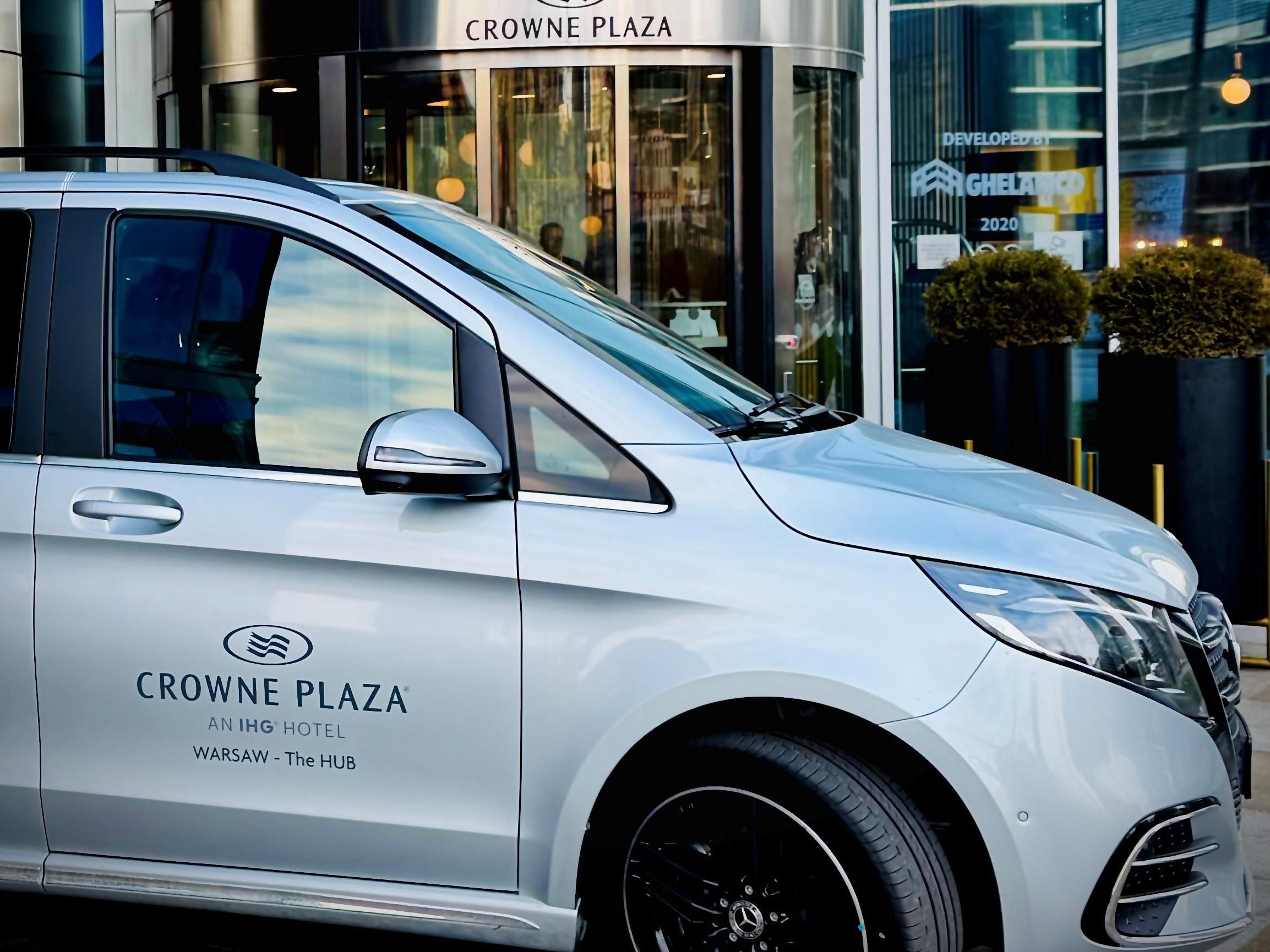 For the comfort of our guests, we offer a private transportation service in a luxurious Mercedes V-Class (up to 6 people). Our transportation services include: airport transfers, custom rides tailored to individual routes and preferences and business transport (seamless travel to meetings and events).