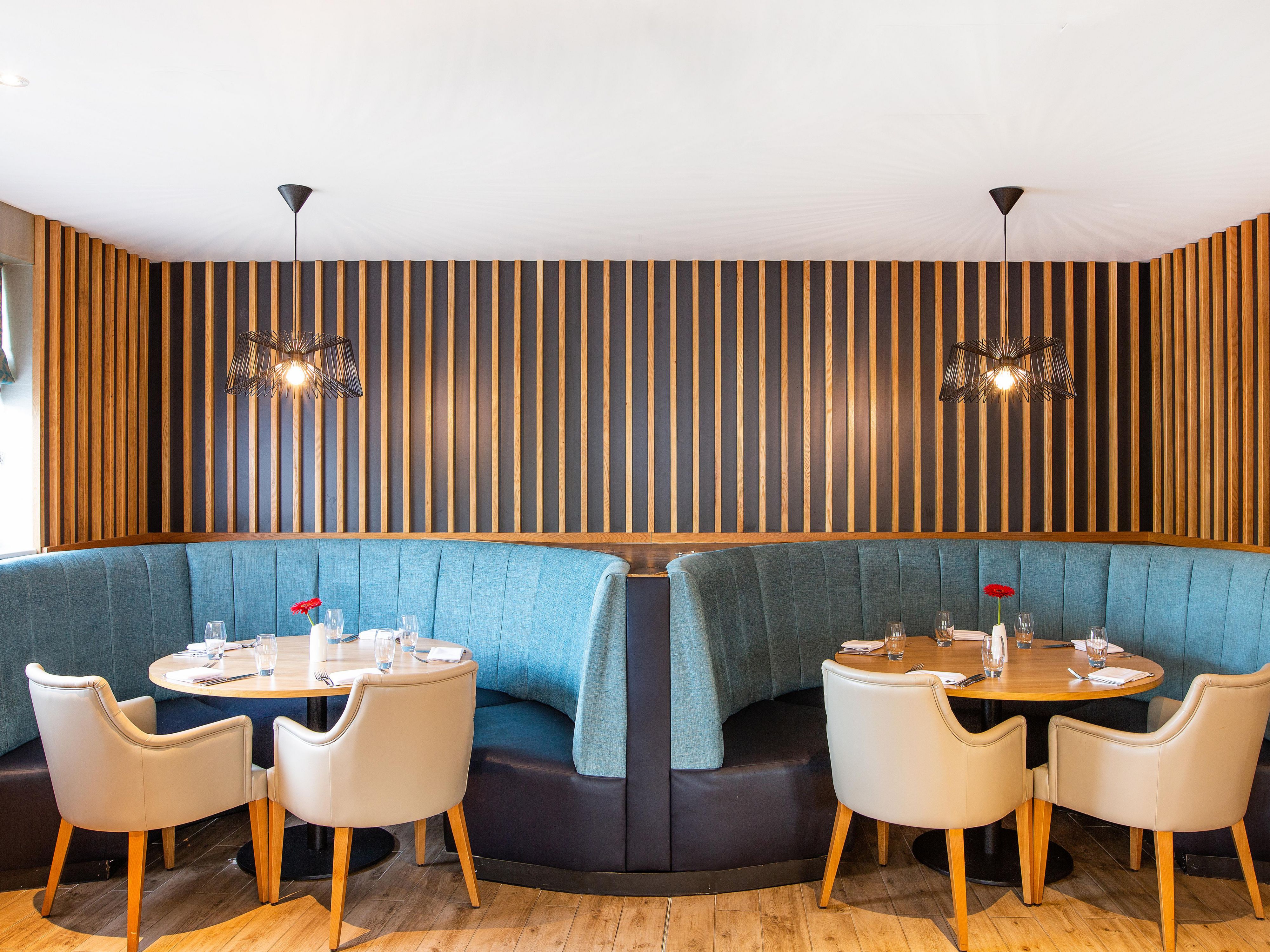 The Bay Tree Restaurant is the perfect place to enjoy lunch or dinner. With Executive Head Chef, Richard Simmonds at the helm, our kitchen team have created a menu packed with dishes we know you’re going to love. From classic prime cut steaks and succulent seafood to vegan-friendly options, not forgetting dessert and delicious cocktails.