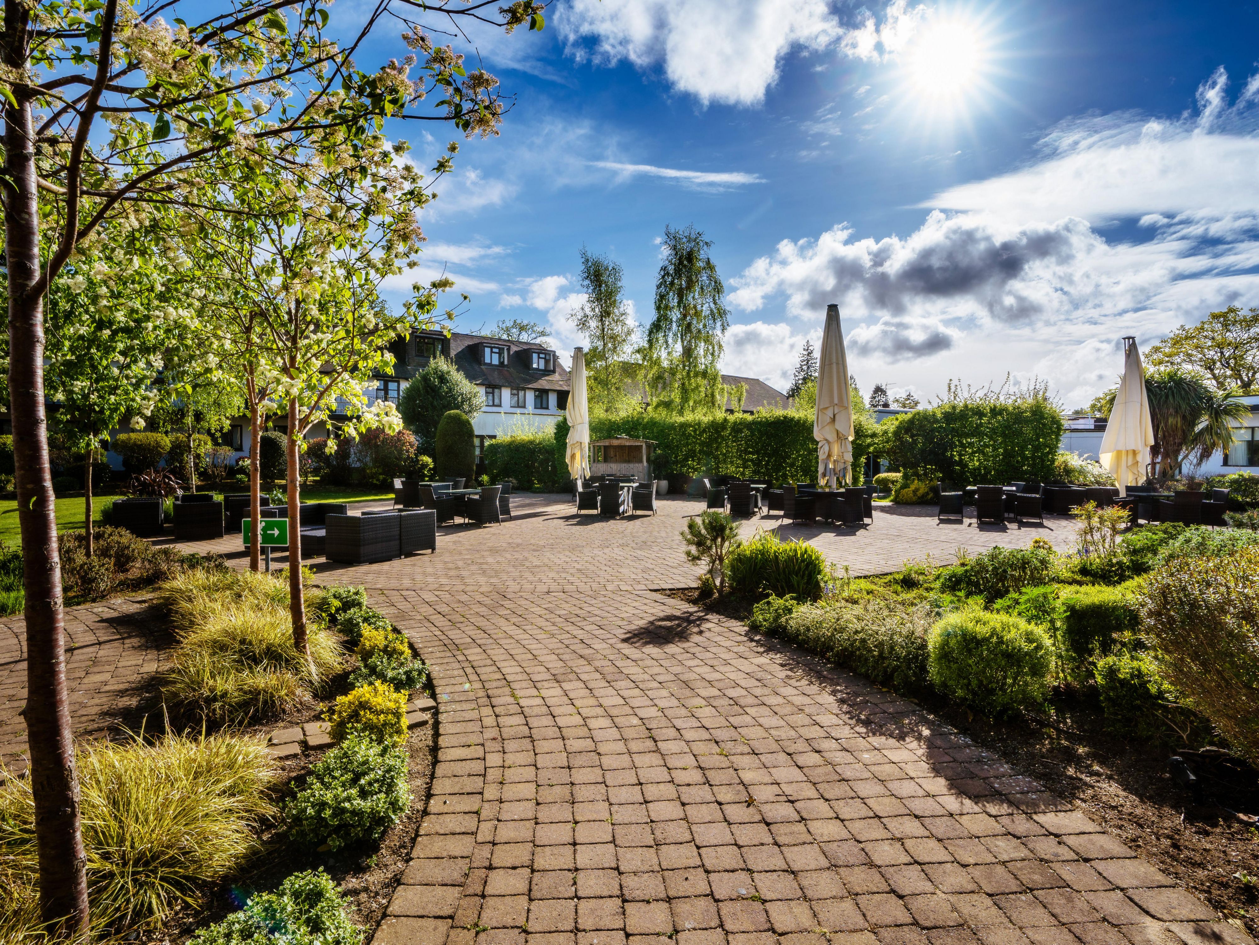 Crowne Plaza Felbridge - Gatwick has everything you need for your perfect wedding day. From a small intimate gathering to a large wedding breakfast, you can relax in the knowledge that everything will be tailored to suit you and that nothing is too much trouble for our dedicated team.