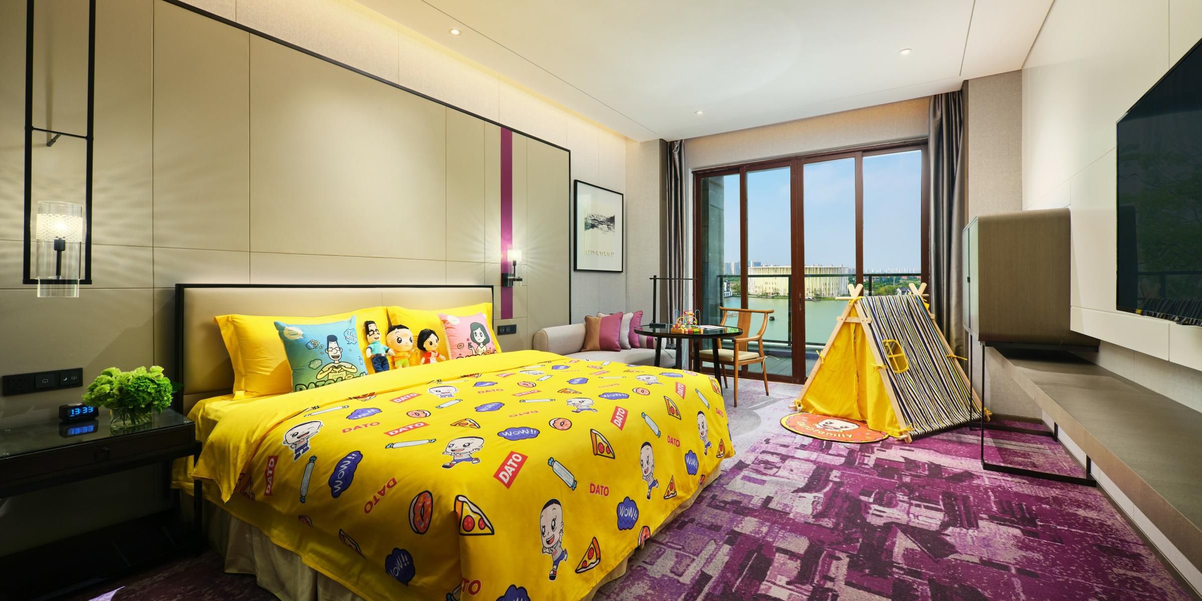 All rooms are furnished with comfort and convenience in mind. Each includes a large workstation with ergonomic seating, soft skin-friendly bedding with luxurious sleep-pillows and an all-around pampering environment you are sure to enjoy. There is additionally a selection of family-style rooms that are ideal for you and your loved ones.