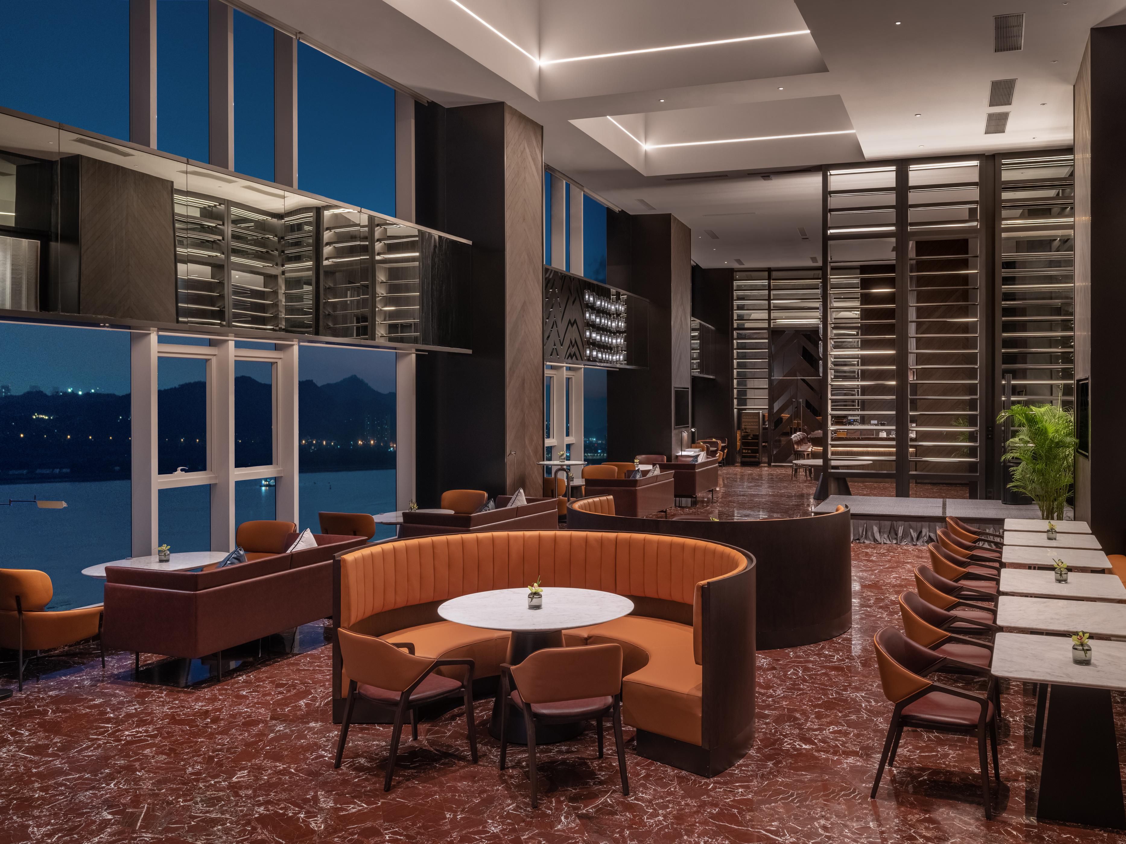 Book your room with extra points