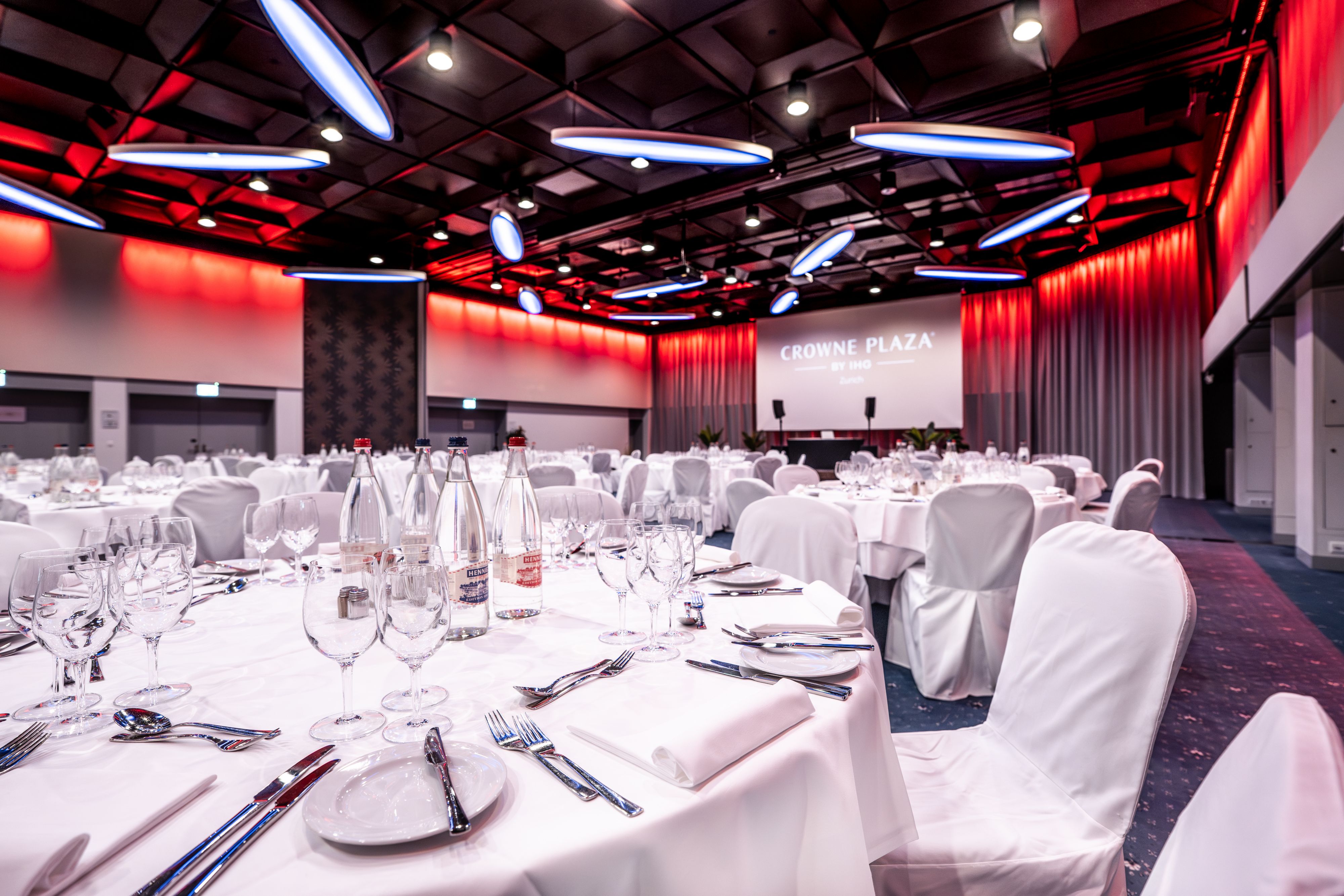 crowne-plaza-zurich-