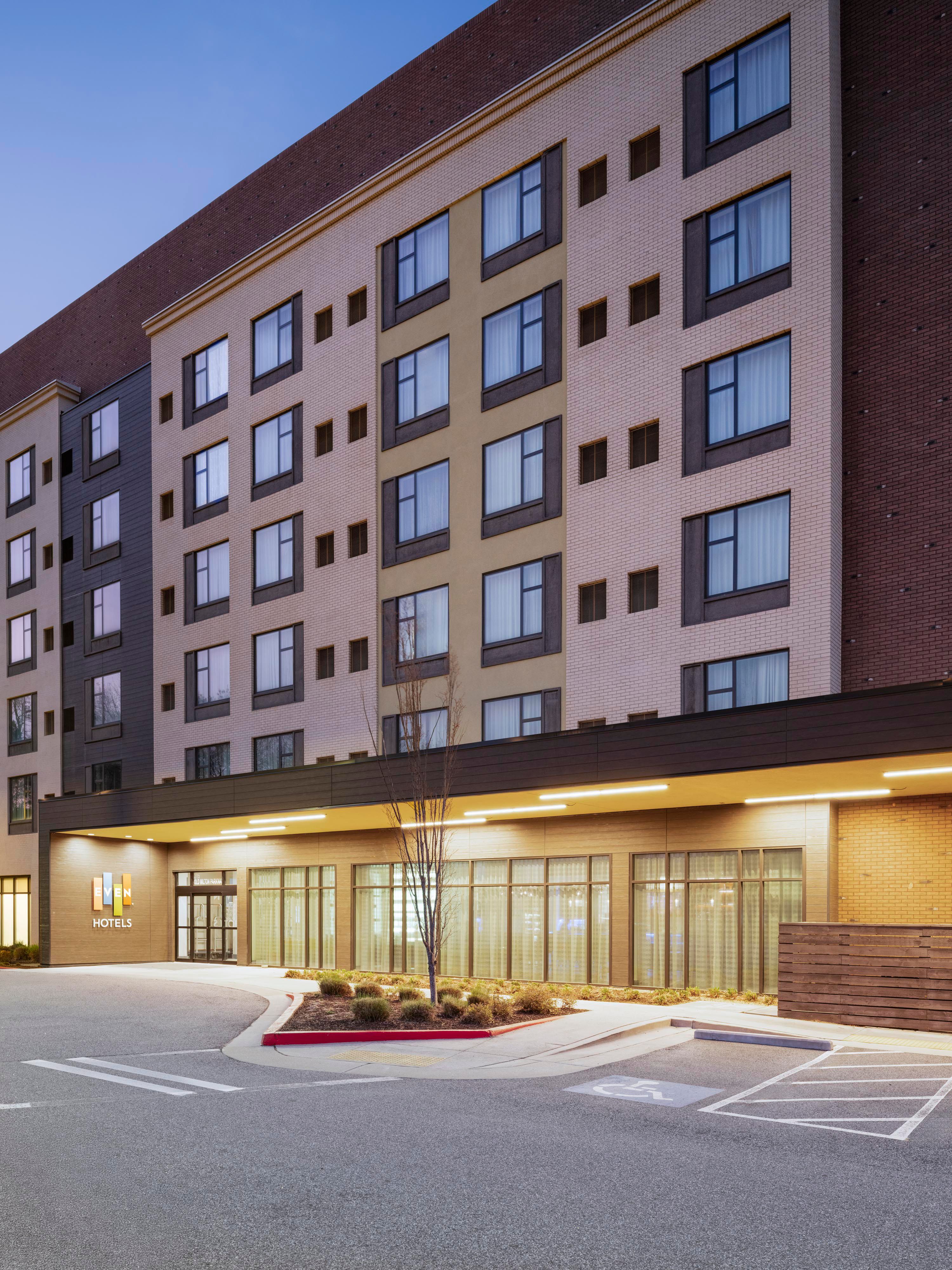 EVEN Hotel Alpharetta - Avalon Area