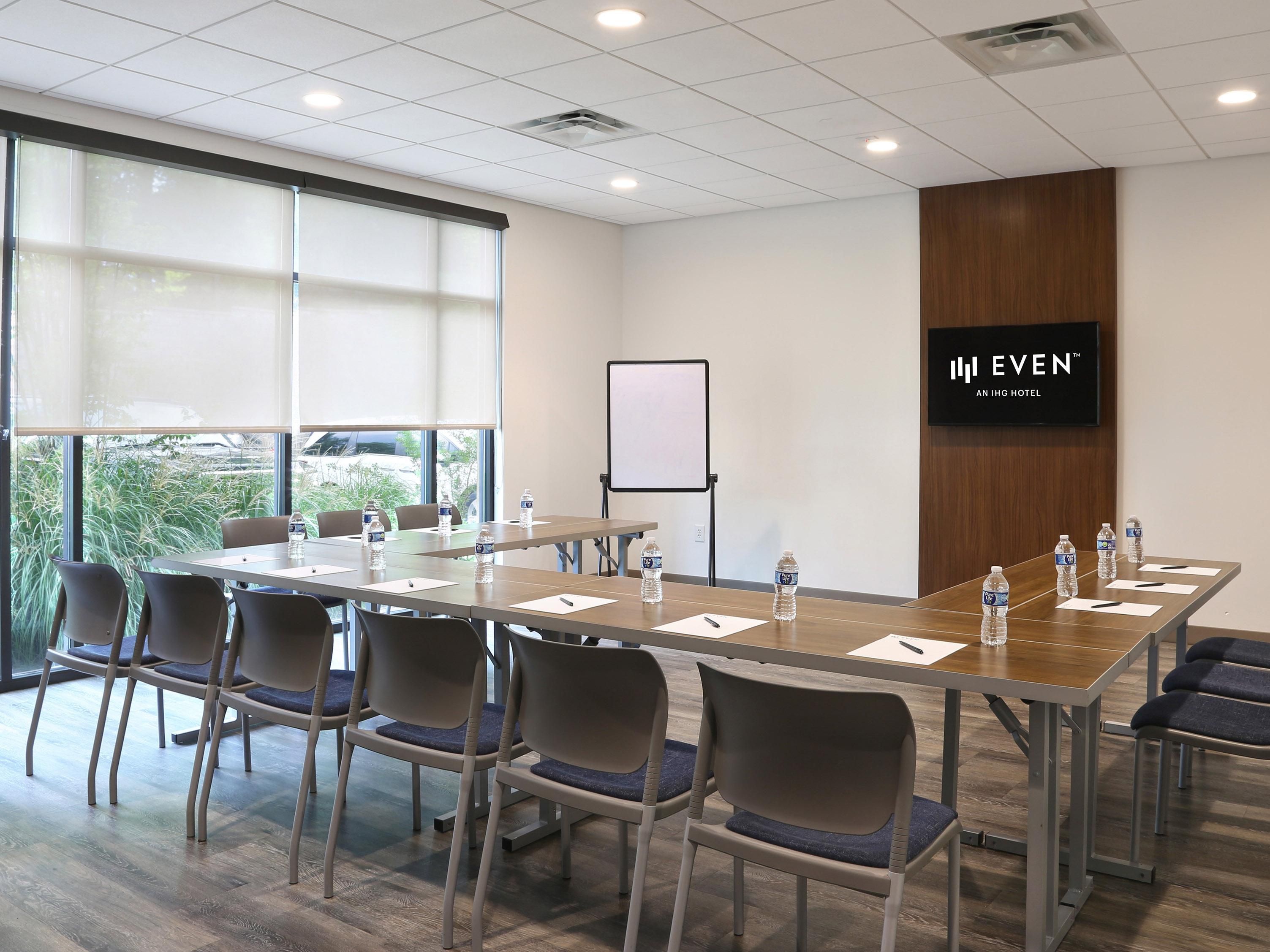 Transform your next event into an unforgettable experience with our inviting meeting spaces, perfect for collaboration and creativity. Take advantage of our complimentary shuttle service for groups of ten or more, available Monday to Friday within a 3–5 mile radius. Let us help you make your gathering truly special and create memories together!