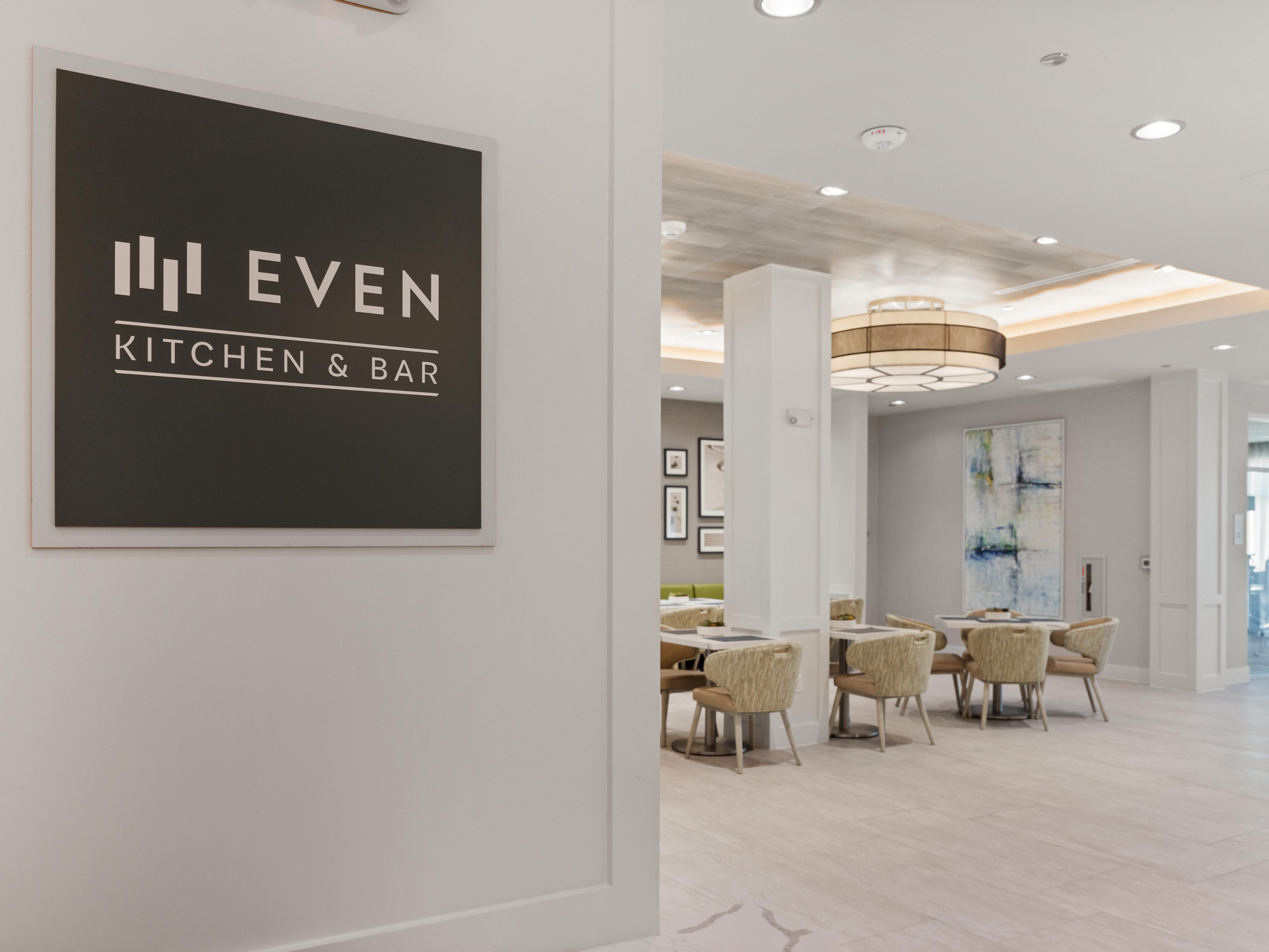 Sip on a cocktail while basking in the Austin sun. Elevate your stay with a $40 daily credit for food and beverage at EVEN Kitchen & Bar. Book our Stay and Dine package and enjoy our crave-worthy menu. 