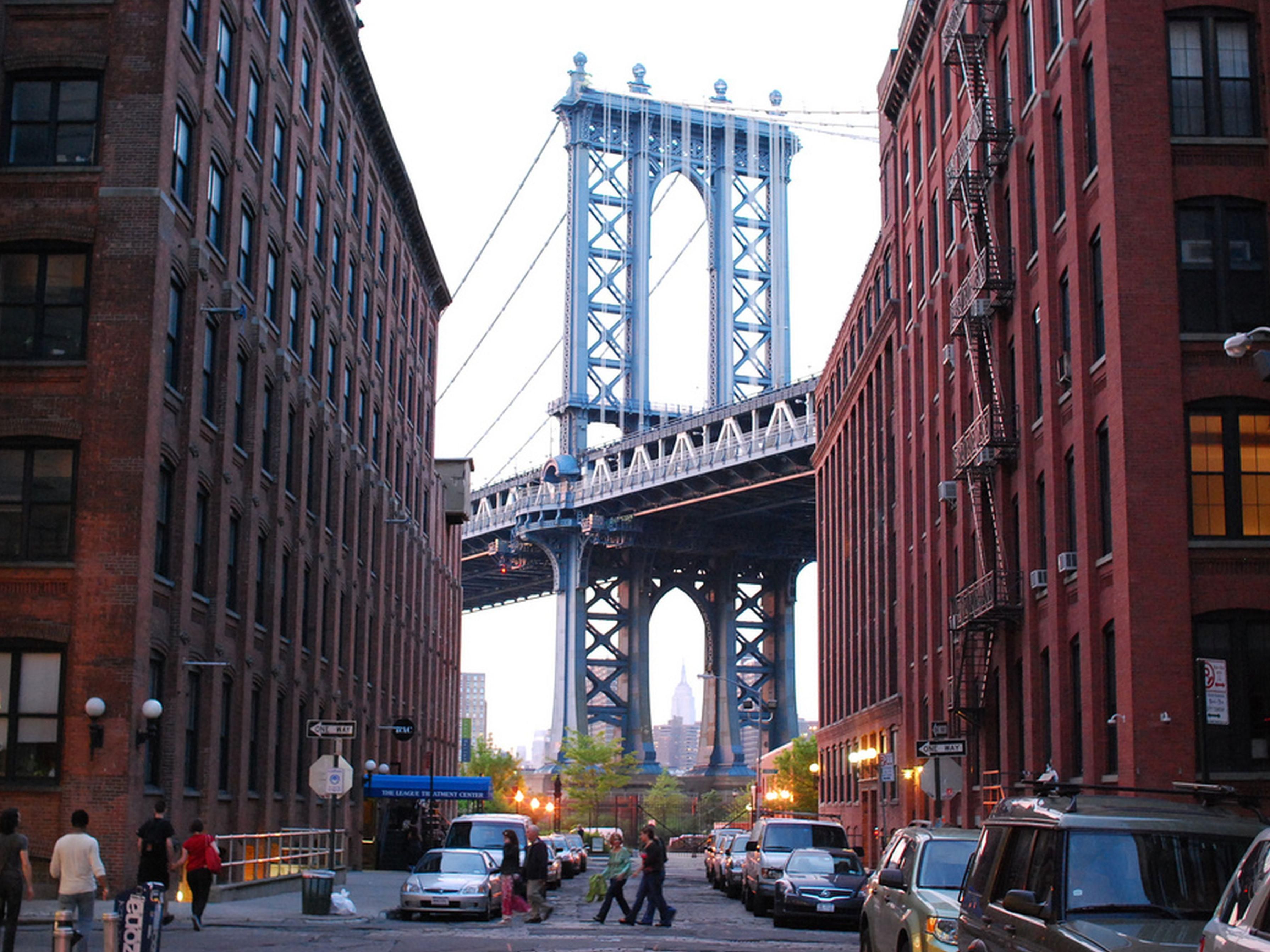 Our hotel near Barclays Center is ideal for business and leisure travelers alike. Guests traveling for business will be minutes from major corporate offices such as JP Morgan-Chase, Apple, and McKinsey & Company. If you're in town for leisure, visit the Brooklyn Academy of Music, Prospect Park, and the Brooklyn Bridge Park, just minutes away.