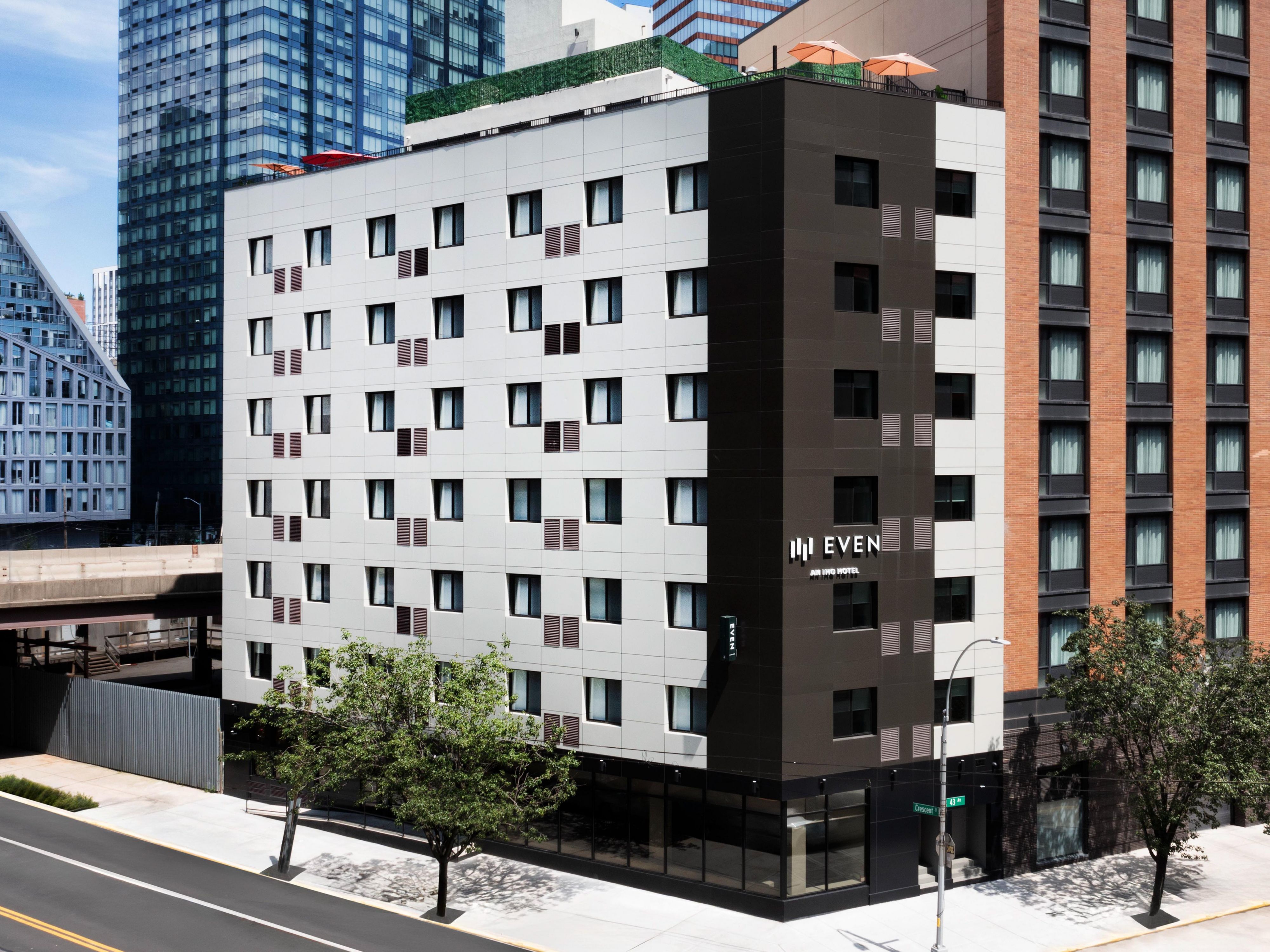 EVEN Long Island City perfectly located with a rooftop bar.