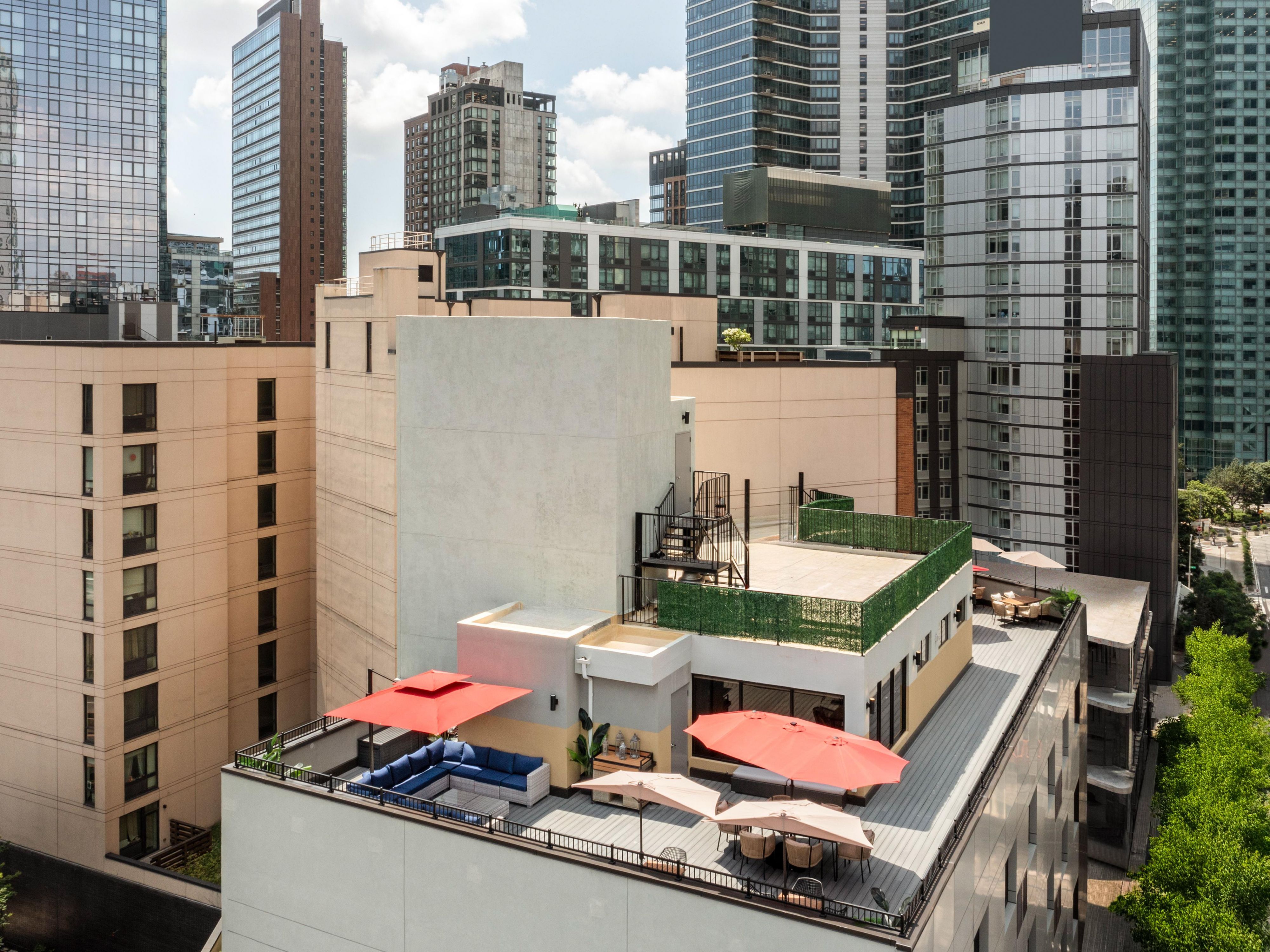 NYC is electric in the summer. Rooftop films, river views, and al fresco everything. It's a season full of buzz and boldness. Our hotel puts you just steps from the city's pulse, whether you're heading uptown, downtown, or anywhere in between. Stay close to the action with IHG, at the center of it all.