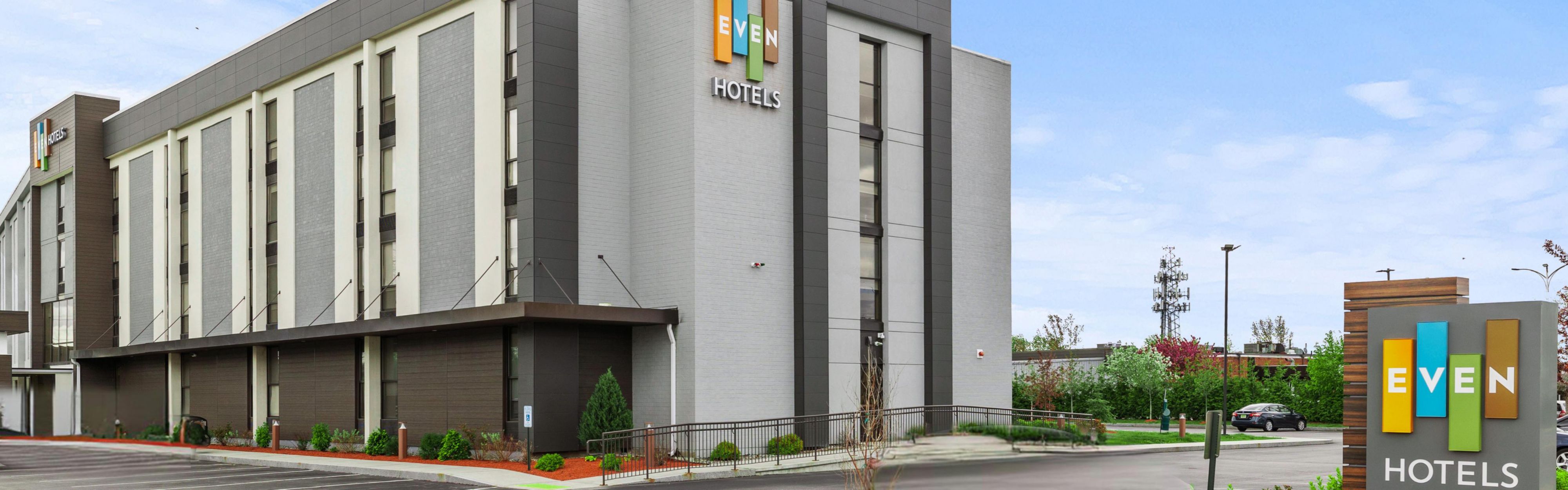 $hotelInfo.mediaDetails.welcomePhotos.primaryPhoto.caption}