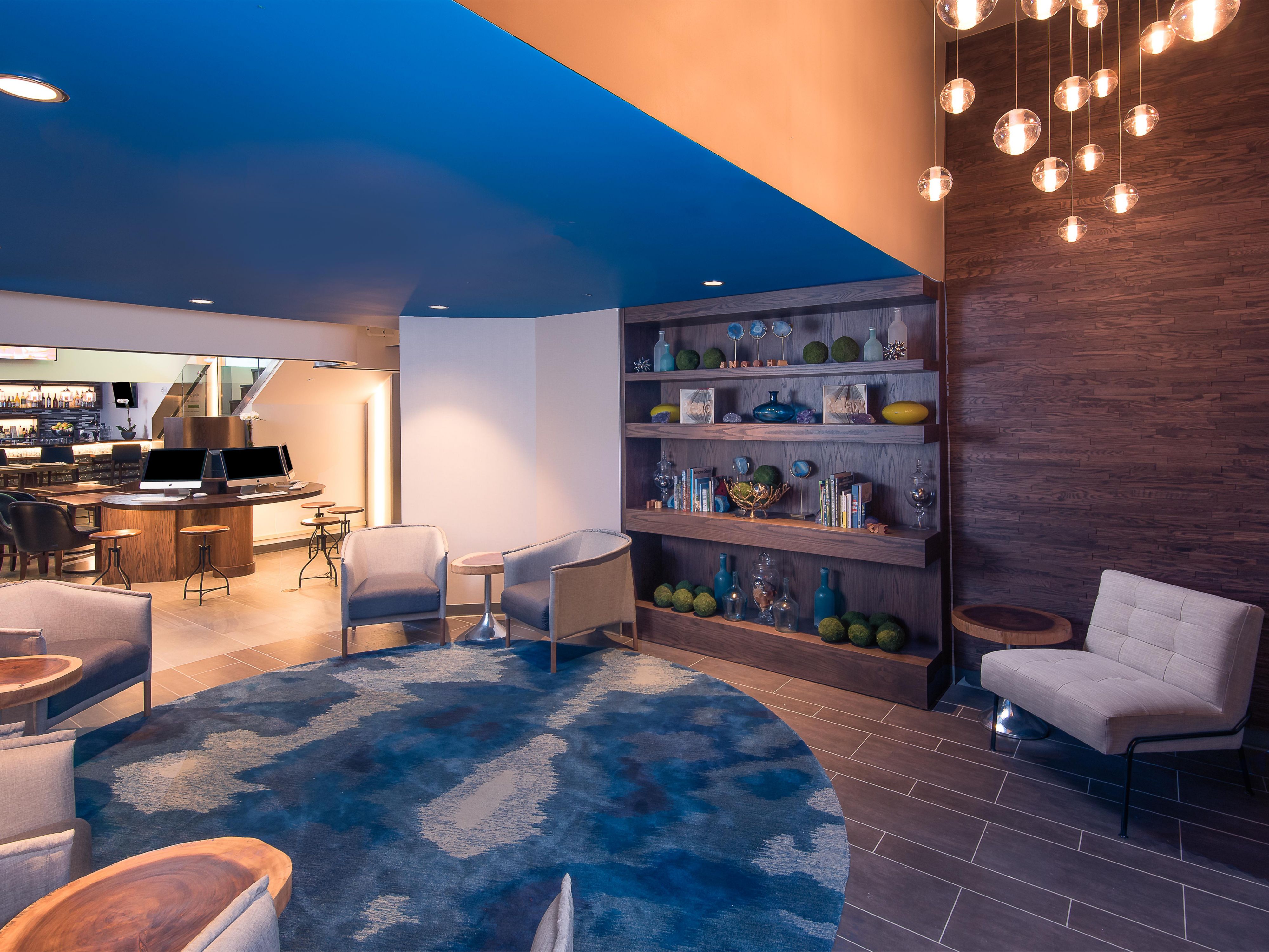 Visit our relaxation lounge and Business Center with free Wi-Fi.