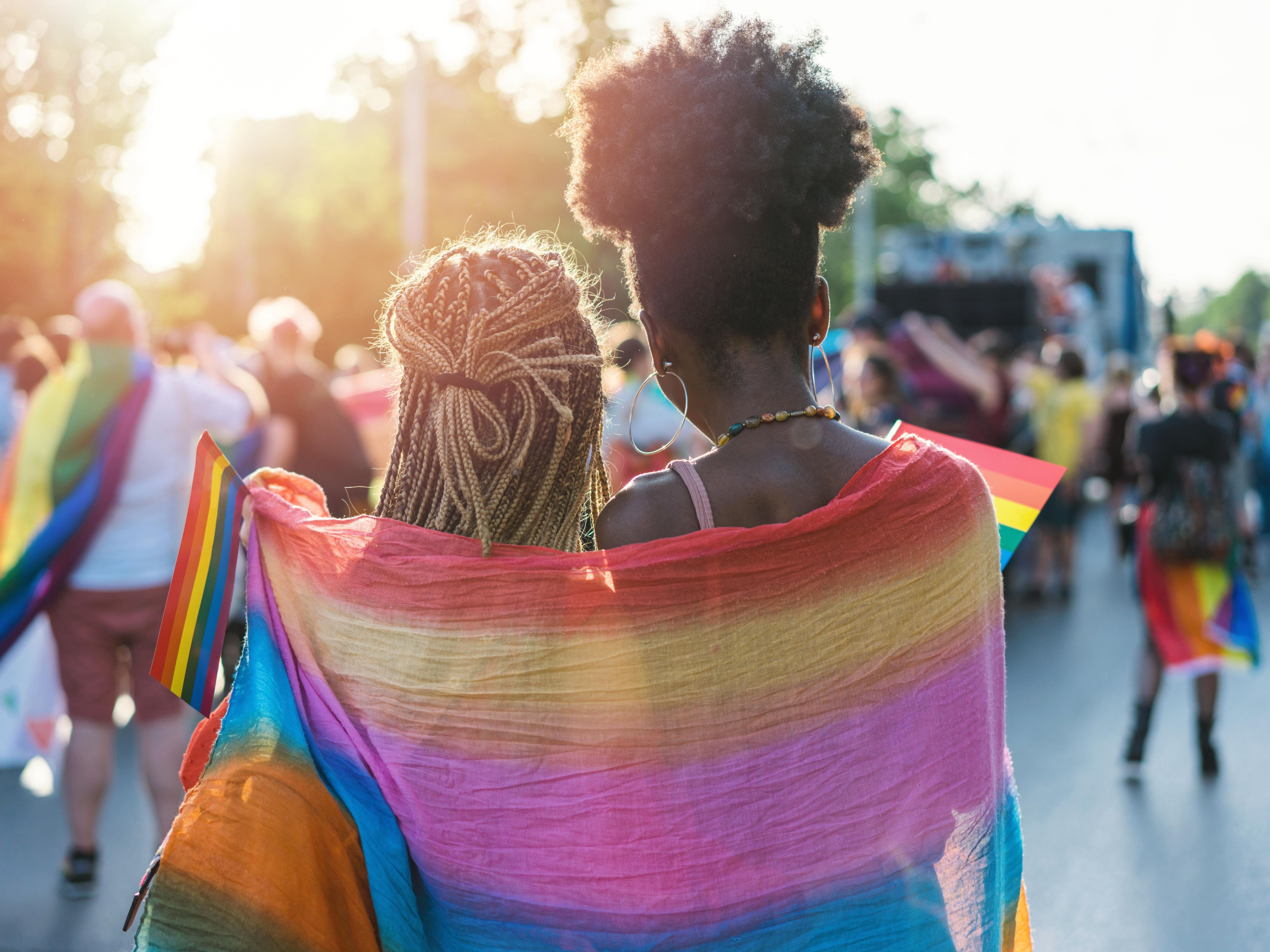 Celebrate love, diversity, and inclusivity this Pride Month in Pittsburgh! Join the Pittsburgh Pride March (May 30 – June 1) featuring a lively parade, festival, and concerts. Keep the festivities alive at Pride Millvale & Lawrenceville (June 14) and the Pride Bar Crawl (June 21). 