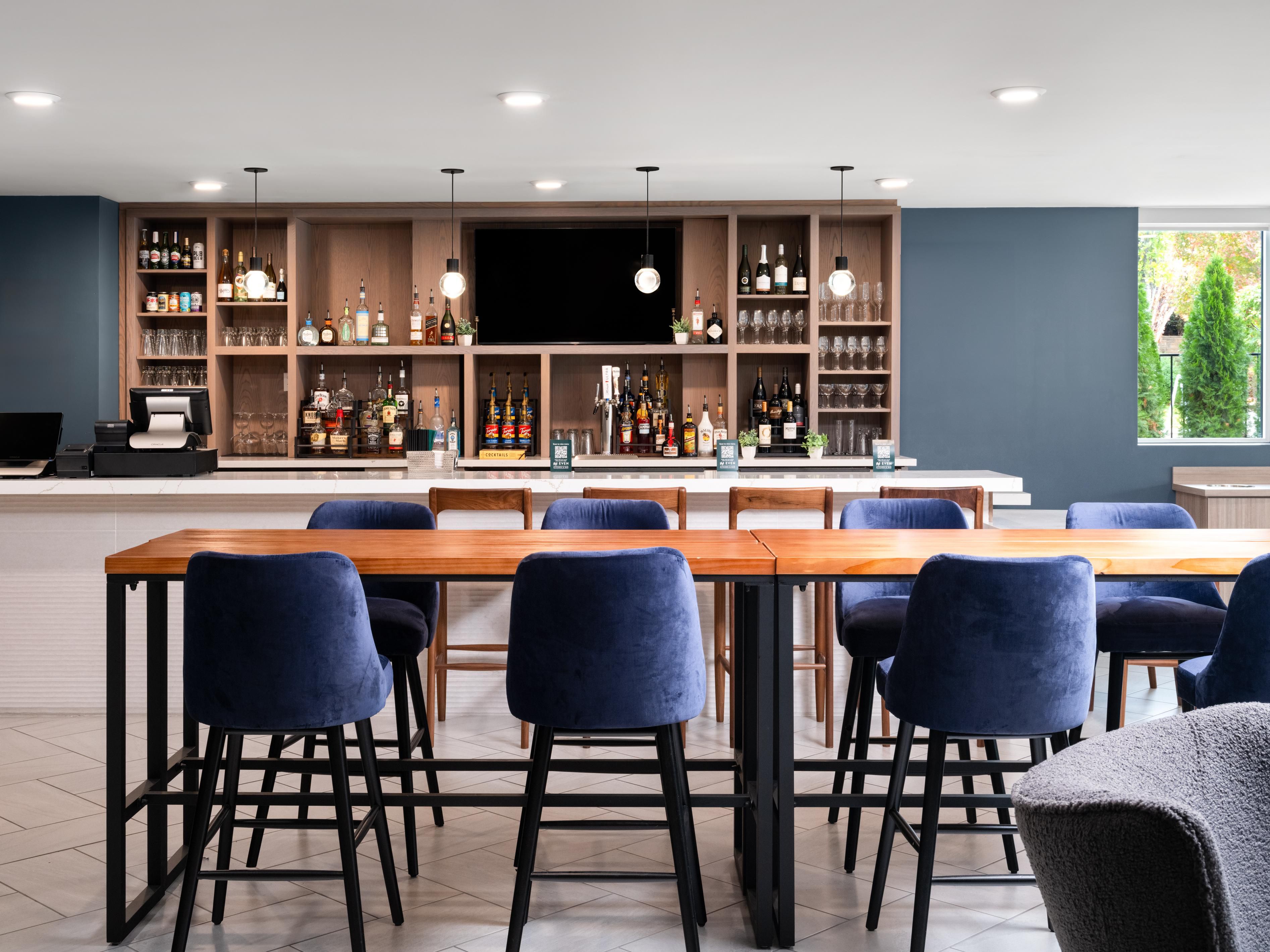 Bar and Lounge seating area.