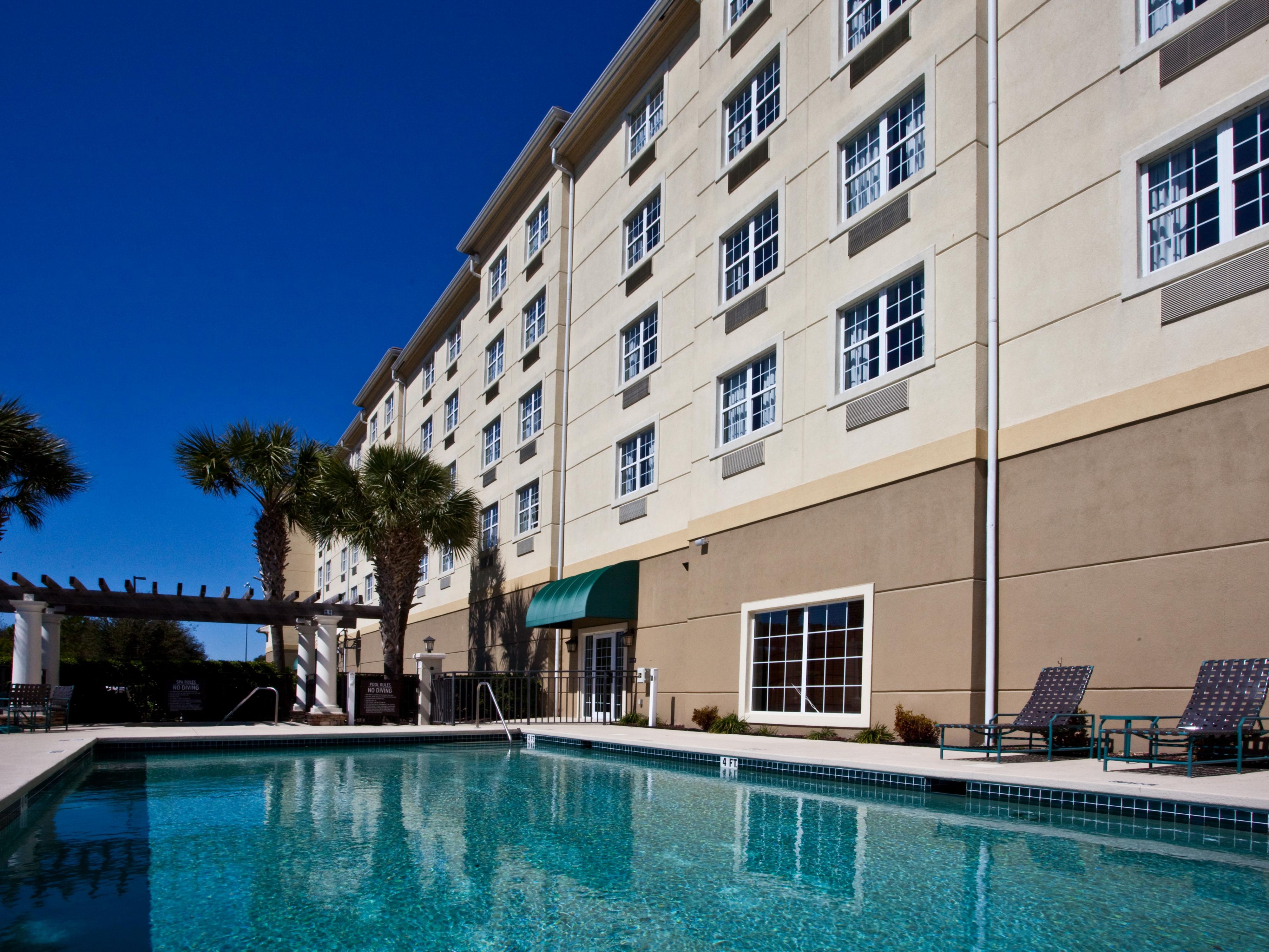 Soak up the Sarasota sunshine in our outdoor pool and hot tub. Whether you're cooling off after a workout or enjoying a leisurely dip, our inviting space is designed for ultimate relaxation.